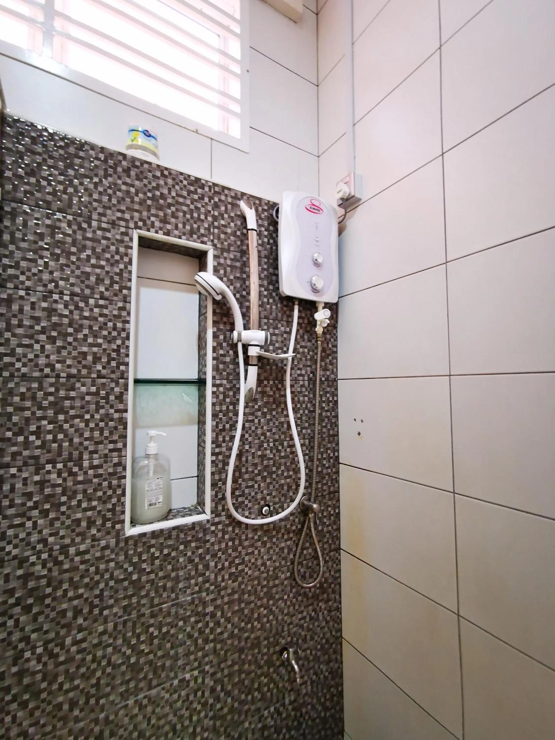 Bathroom in Warni Villa 13 Whole Or Room