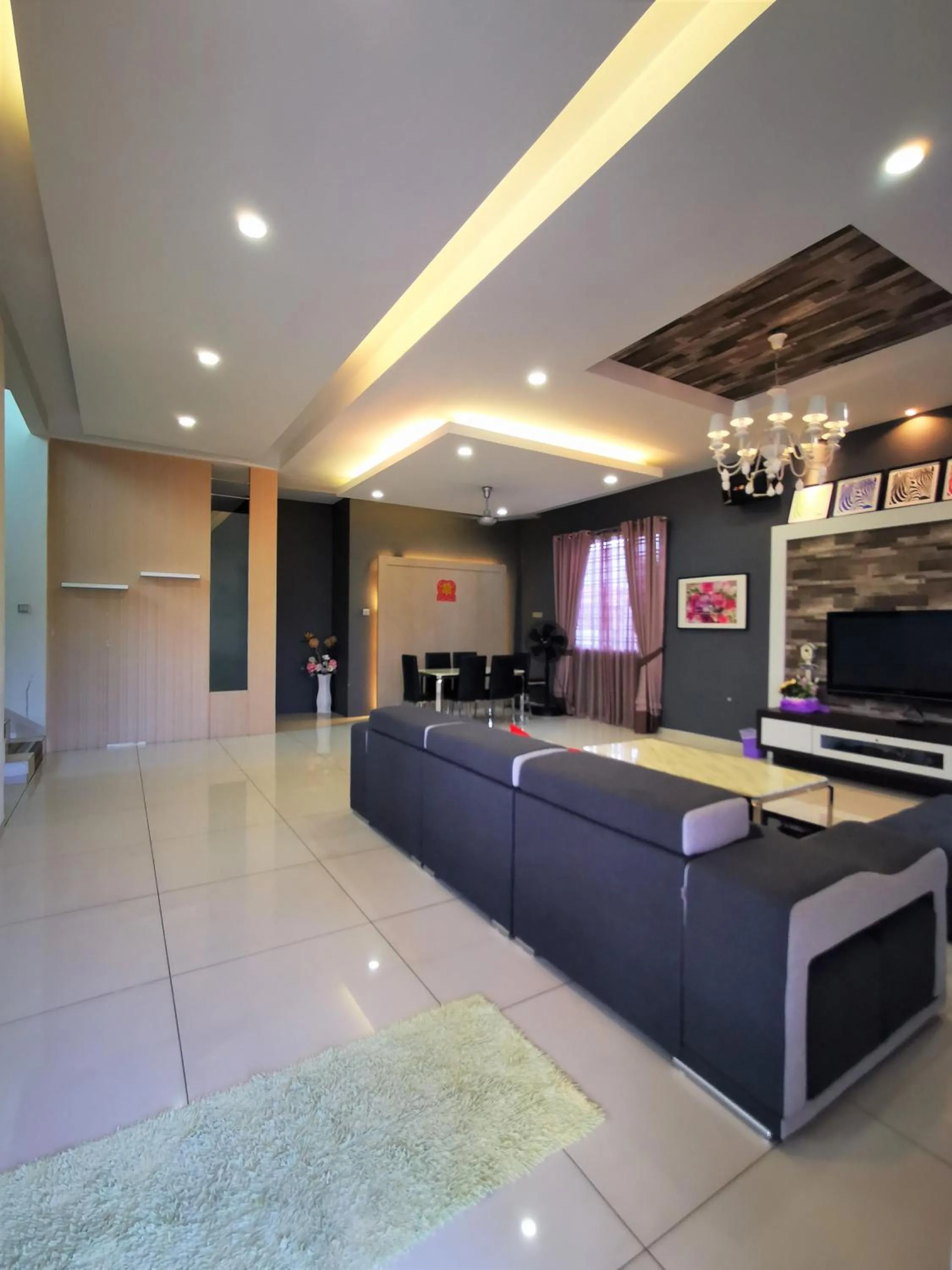 TV and multimedia in Warni Villa 13 Whole Or Room