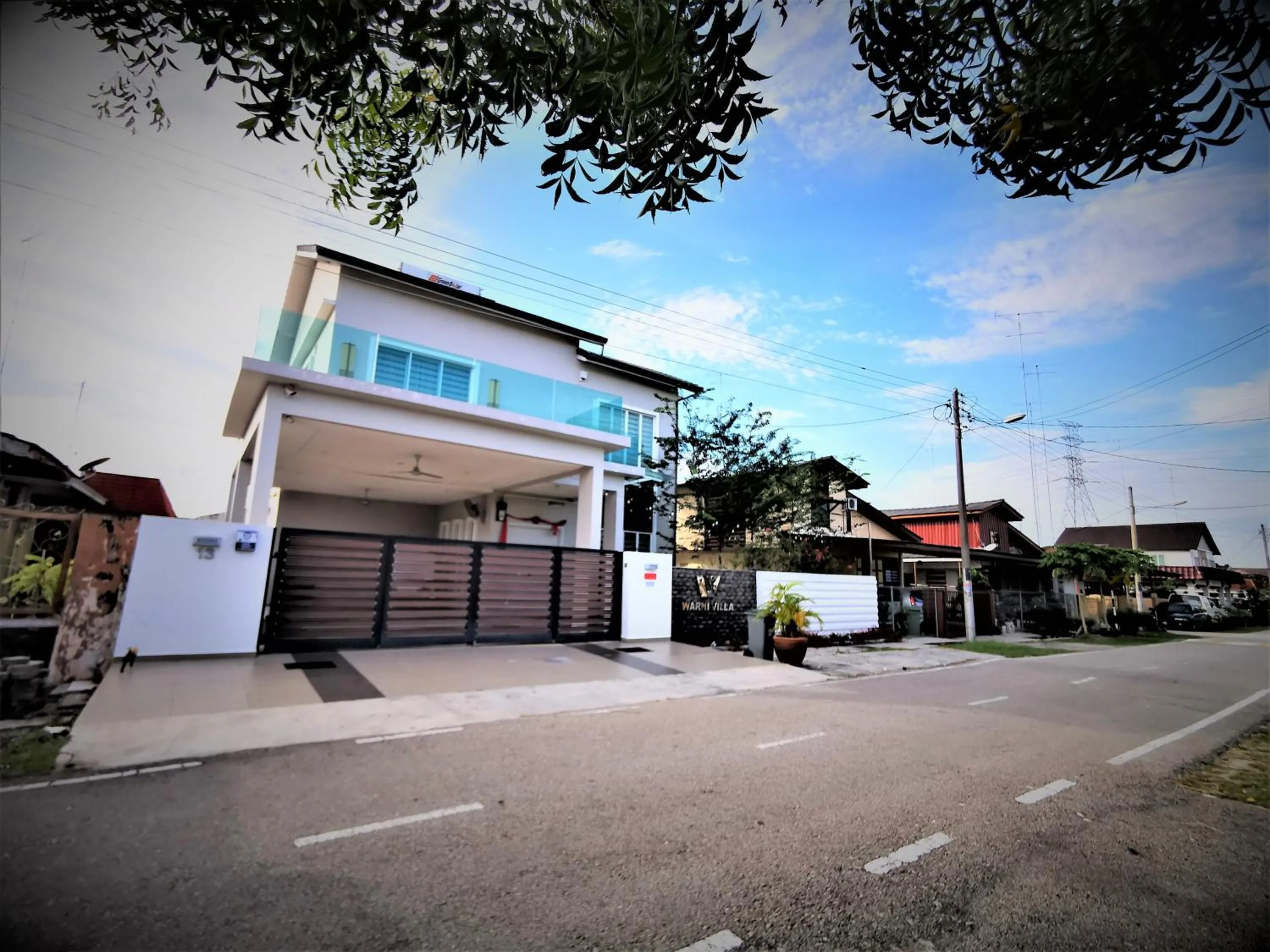 Property building in Warni Villa 13 Whole Or Room