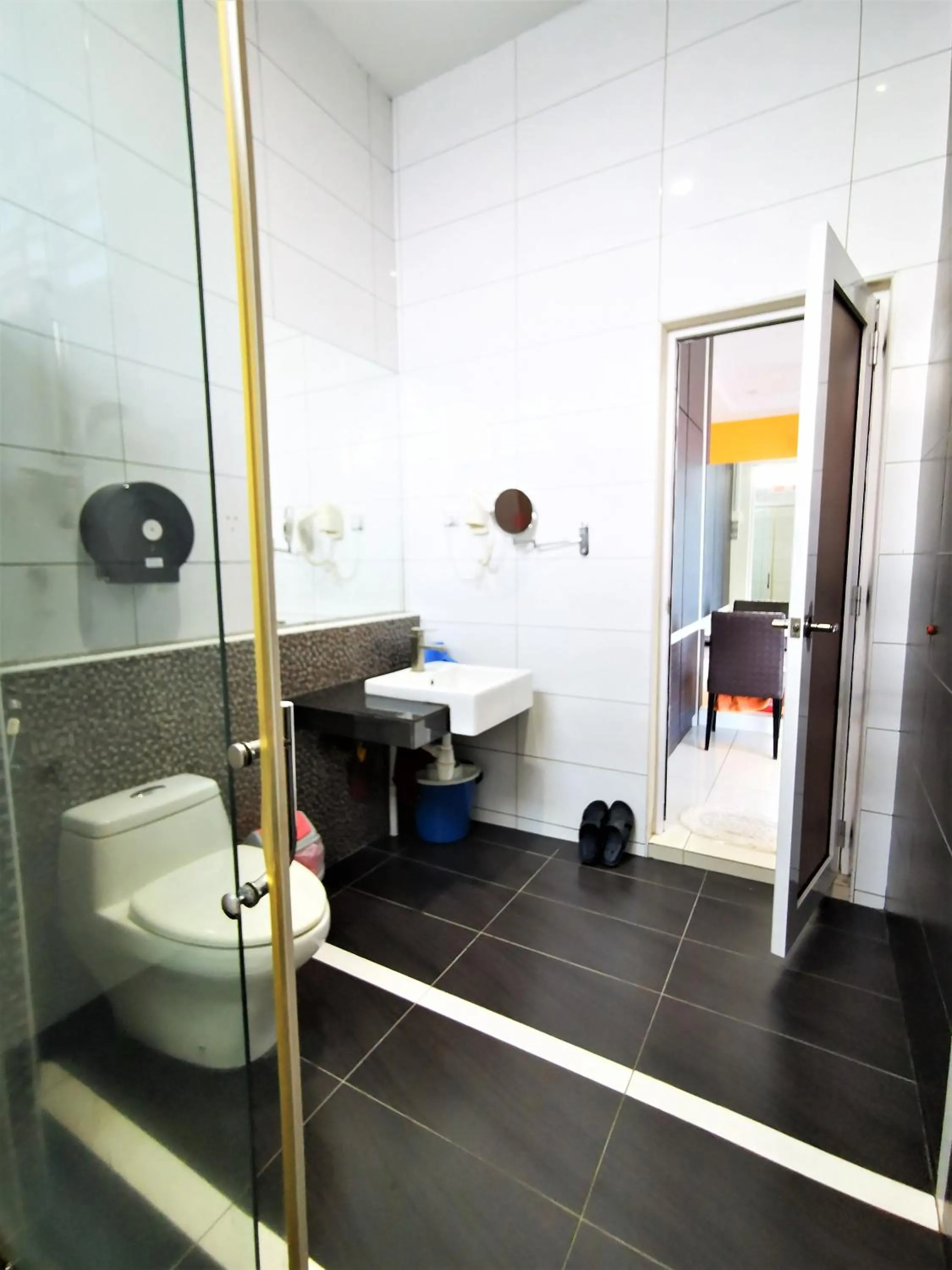 Bathroom in Warni Villa 13 Whole Or Room