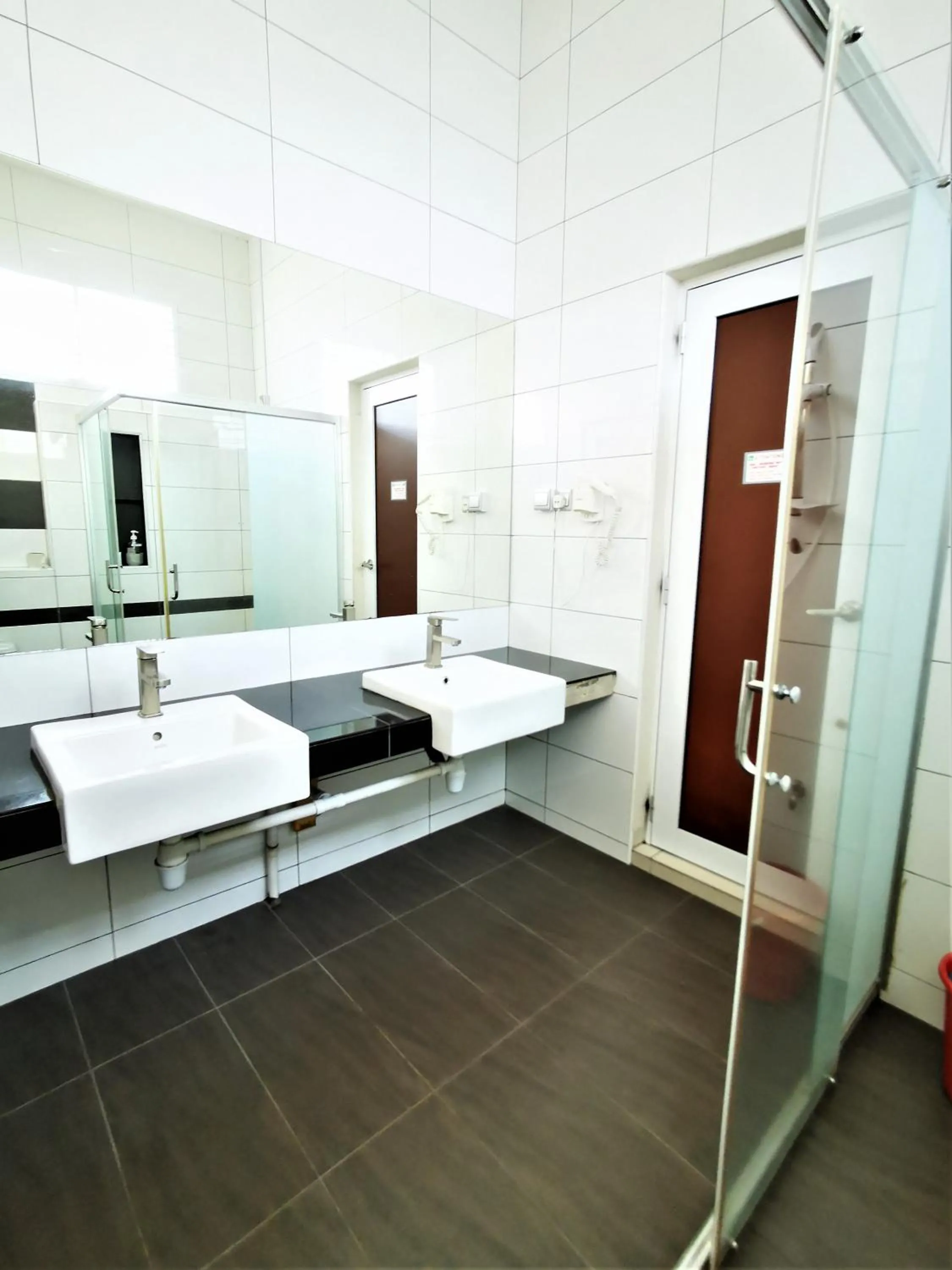 Bathroom in Warni Villa 13 Whole Or Room