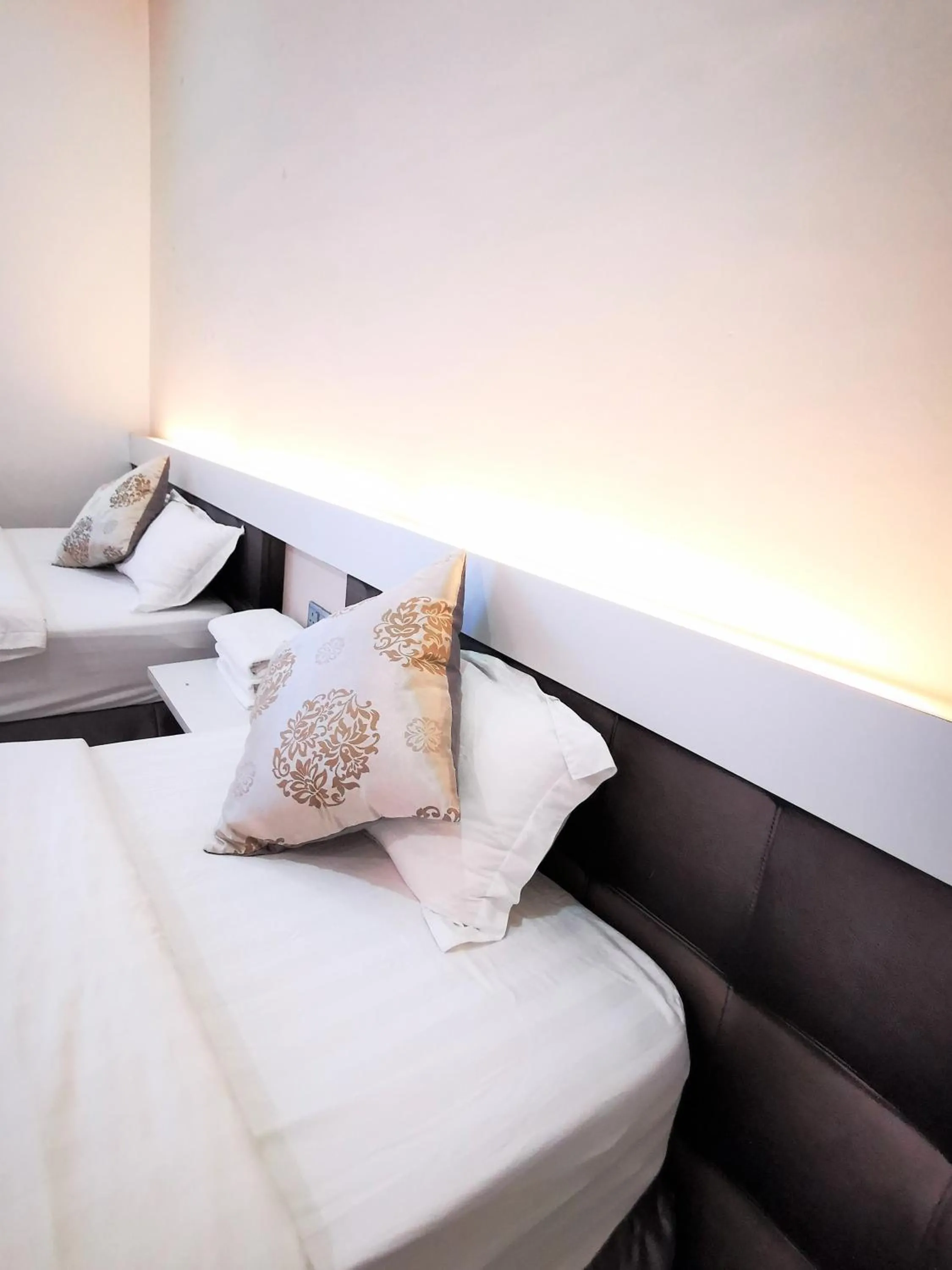 Photo of the whole room, Bed in Warni Villa 13 Whole Or Room