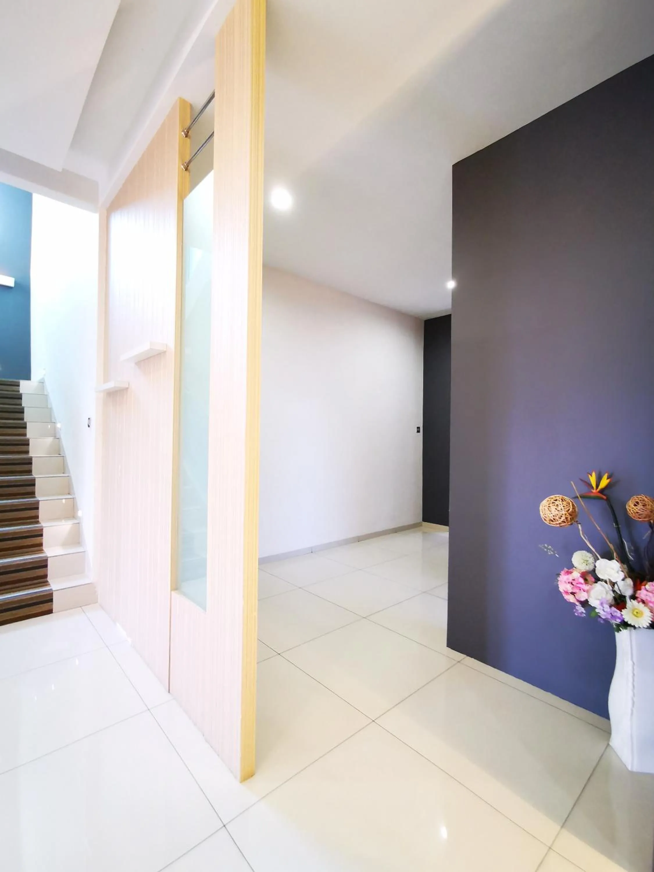 Property building in Warni Villa 13 Whole Or Room
