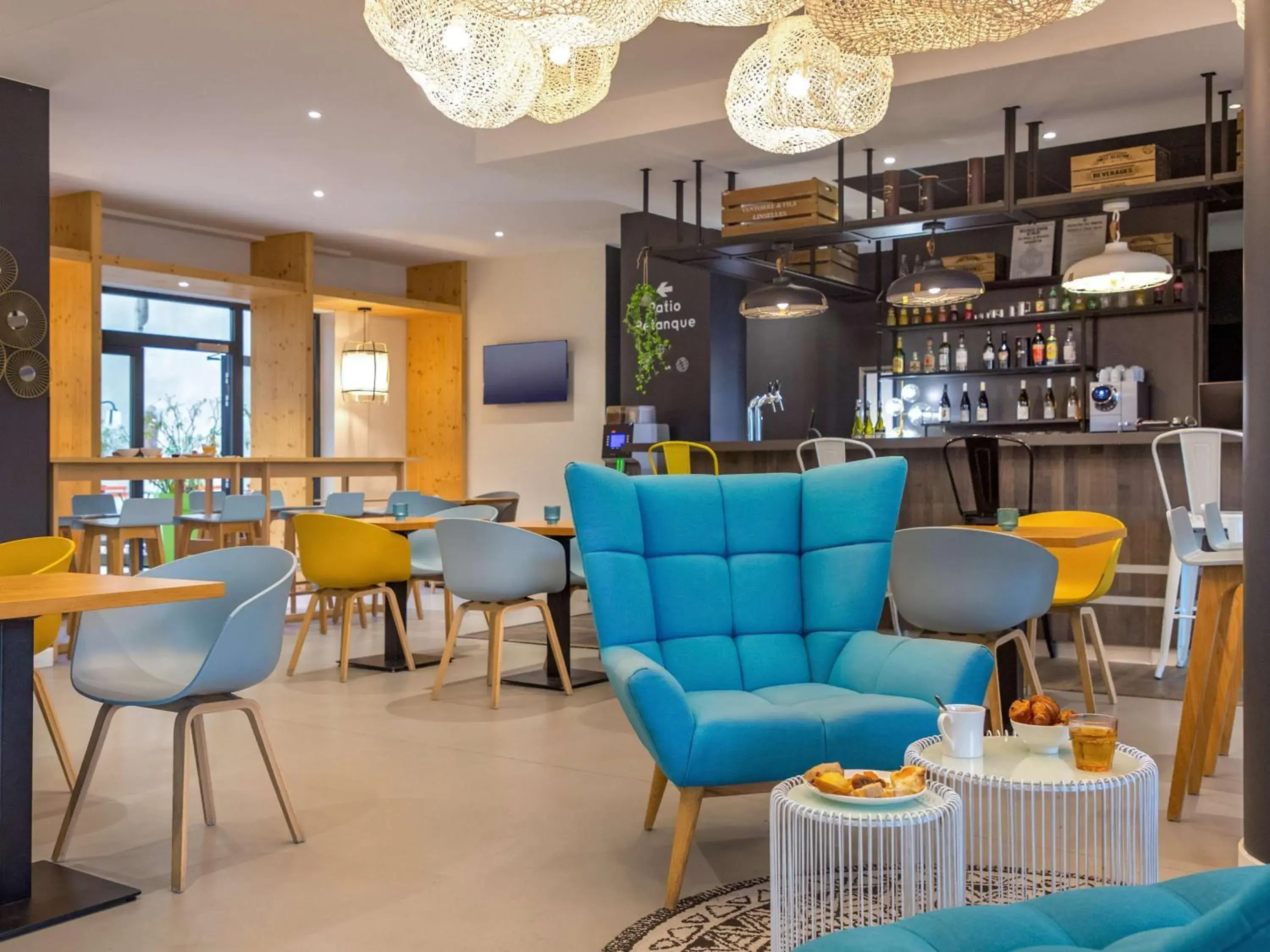 Property building in ibis Lyon Sud Vienne Saint-Louis Property building in ibis Lyon Sud Vienne Saint-Louis