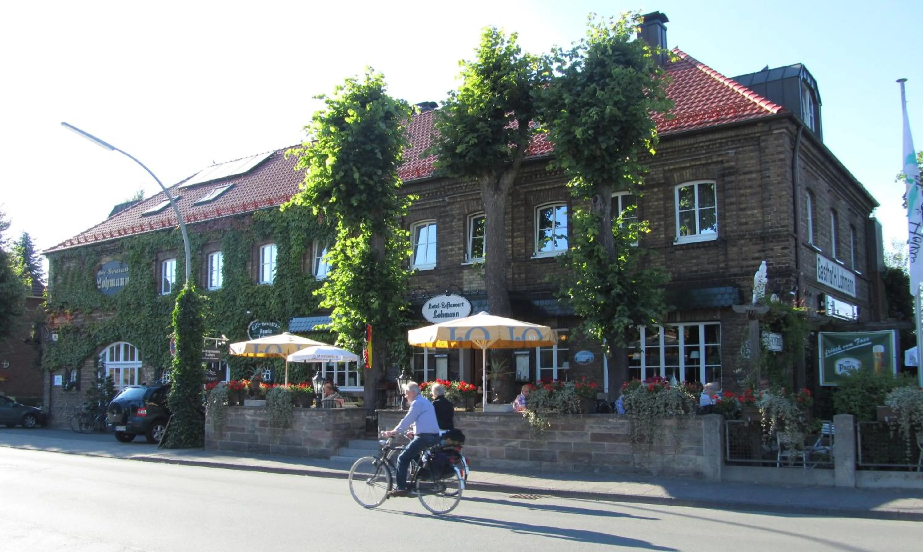 Facade/entrance in Land-gut-Hotel Lohmann