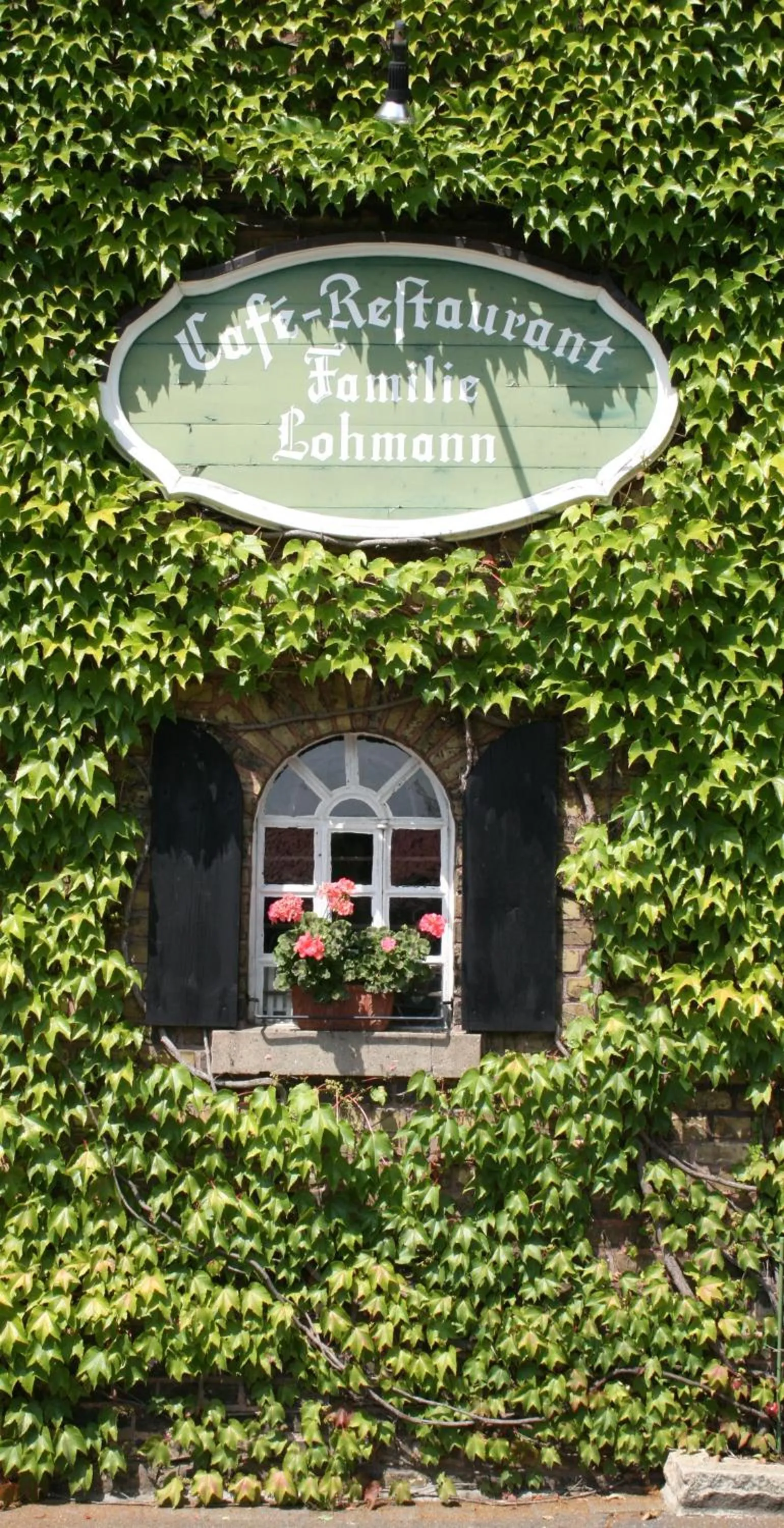 Facade/entrance in Land-gut-Hotel Lohmann