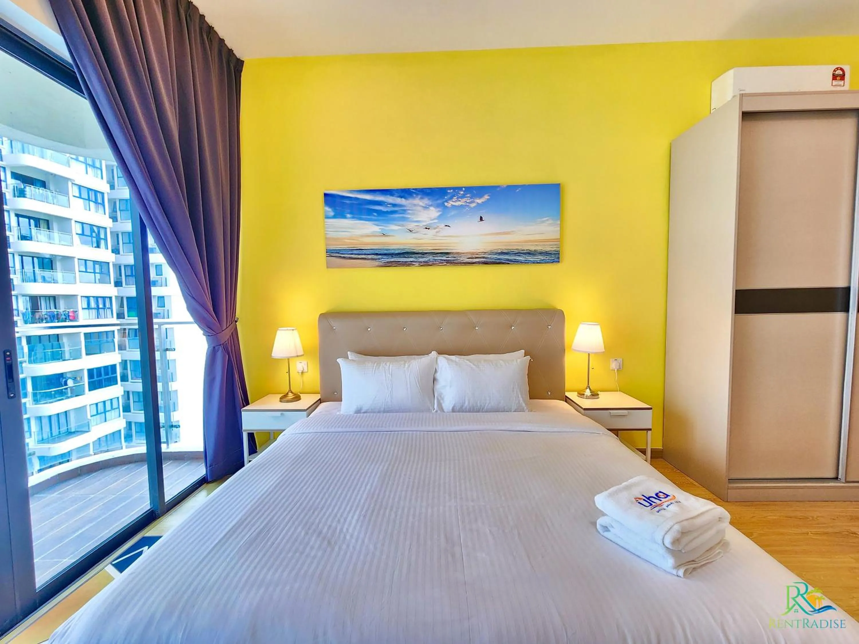 Bed in Country Garden Danga Bay @ UHA