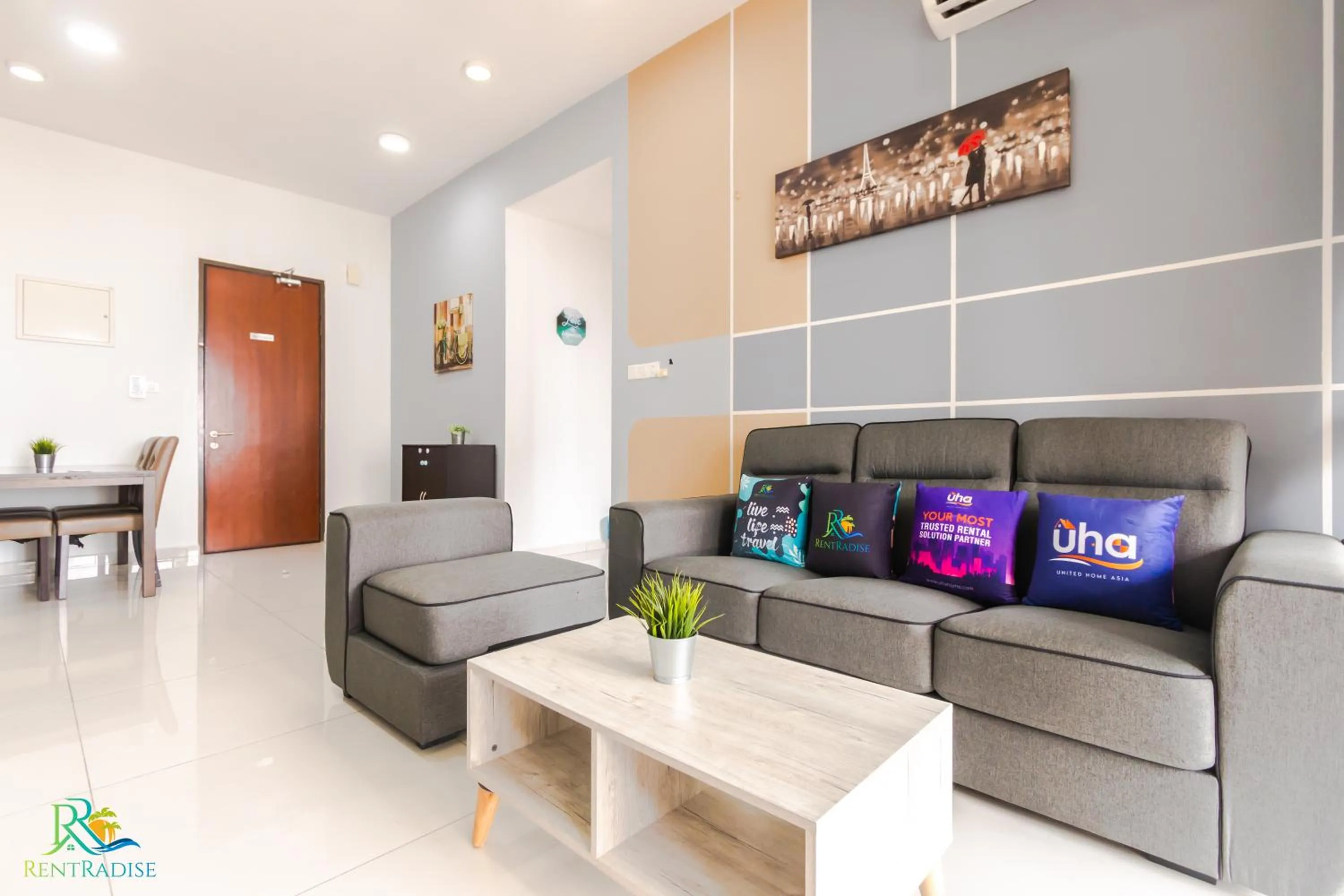 Living room in Country Garden Danga Bay @ UHA