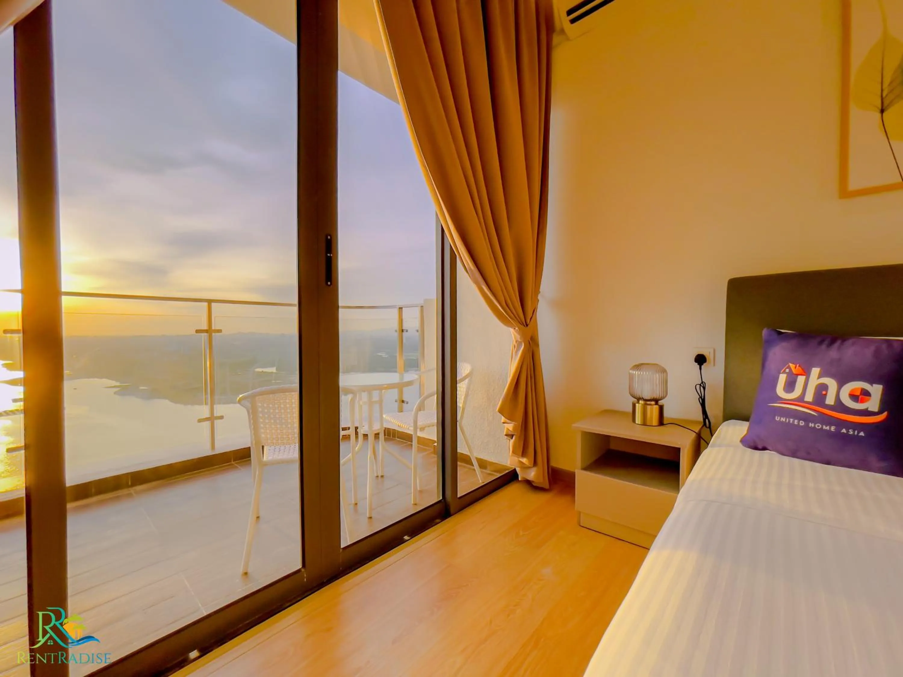 View (from property/room), Bed in Country Garden Danga Bay @ UHA