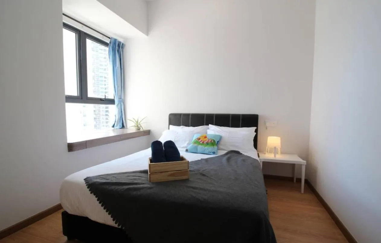 Bedroom, Bed in Country Garden Danga Bay @ UHA