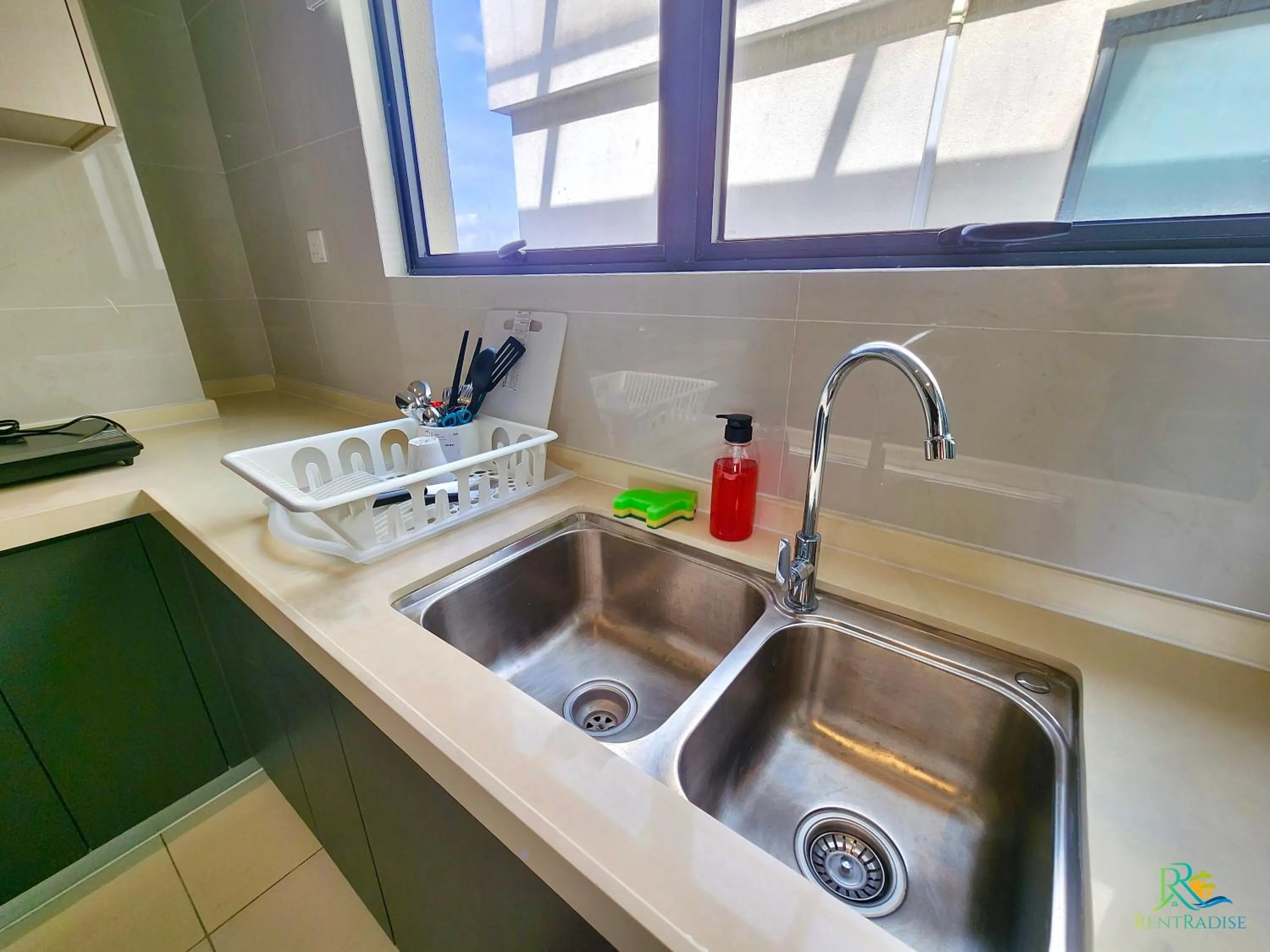 kitchen in Country Garden Danga Bay @ UHA