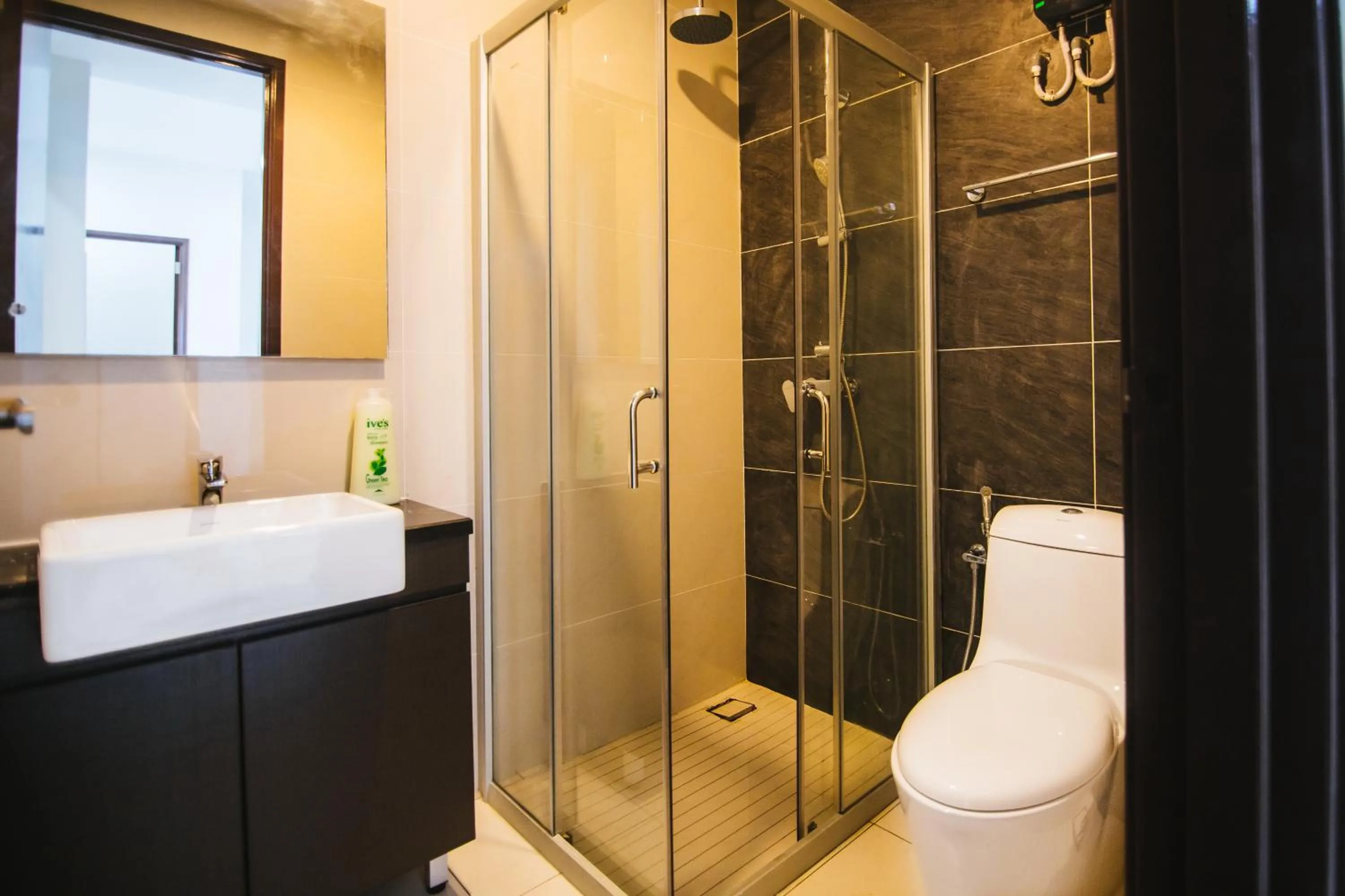 Bathroom in Country Garden Danga Bay @ UHA