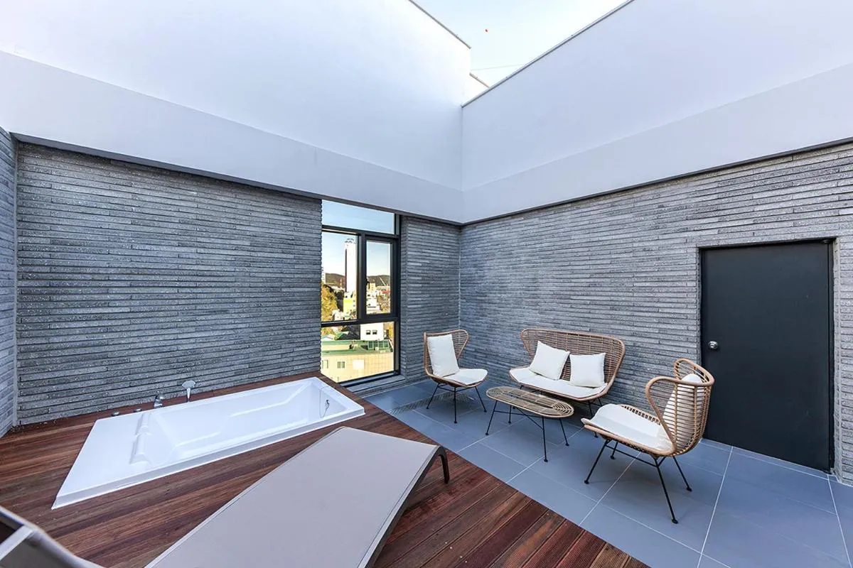 sunbed in Brown Dot Hotel Ulsan Jangsaengpo