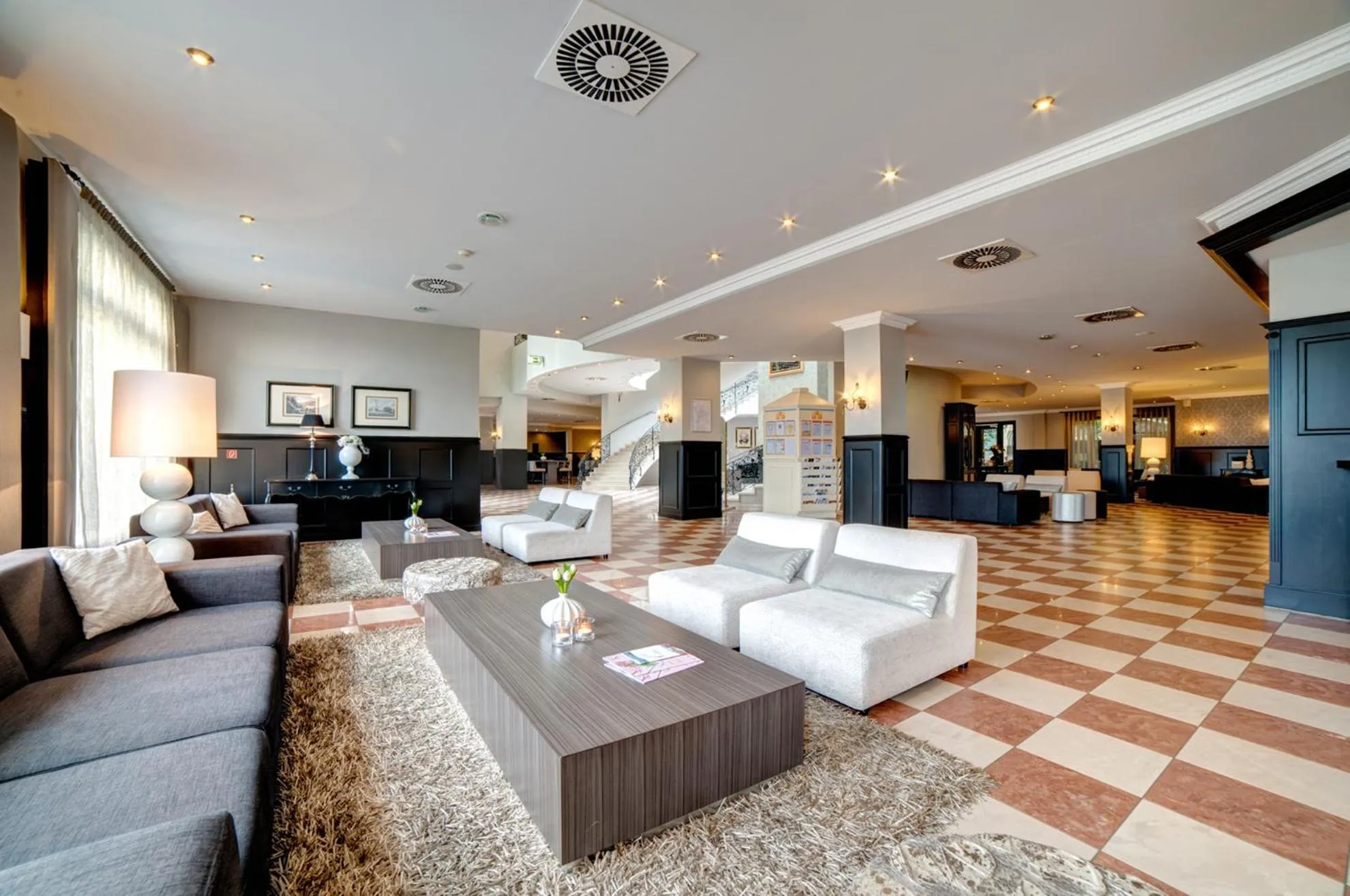 Lobby or reception in Van der Valk Resort Linstow