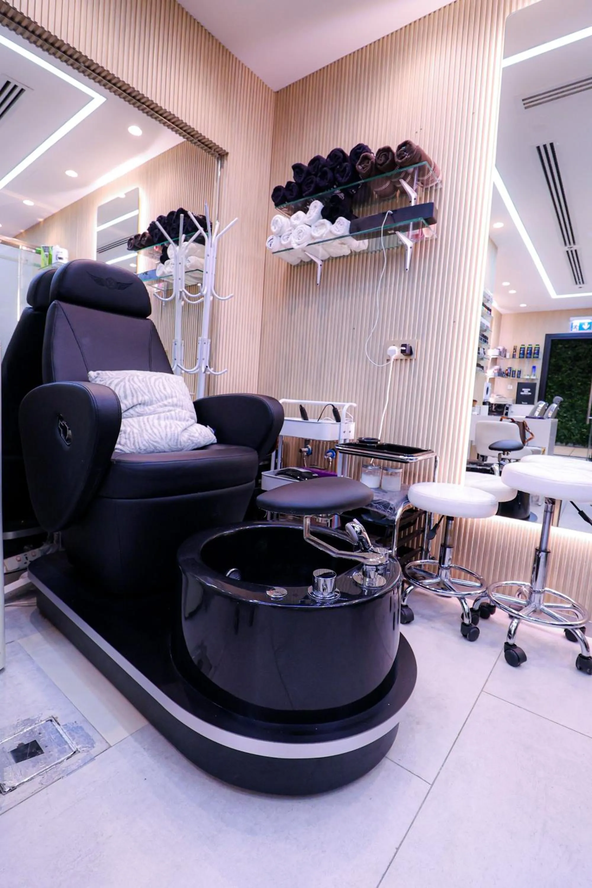 Activities in Beach Walk Hotel Jumeirah