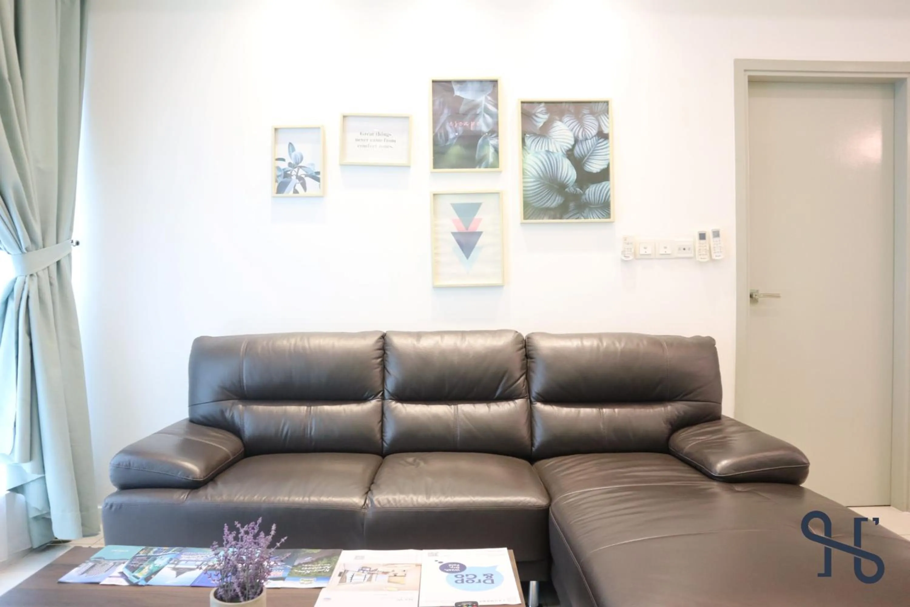 Living room in Homesuite' Home at Sutera Avenue