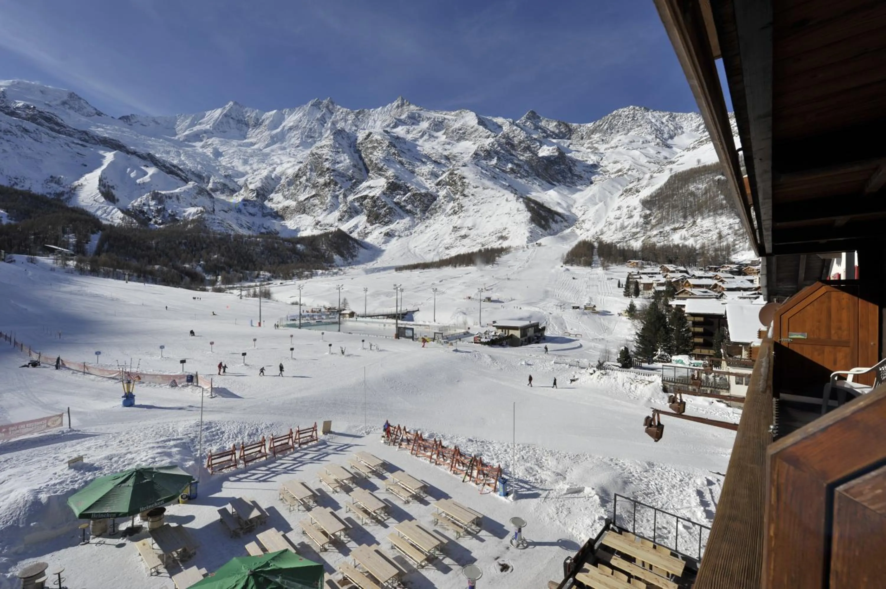 Balcony/Terrace in Hotel THE LARIX ski-in ski-out