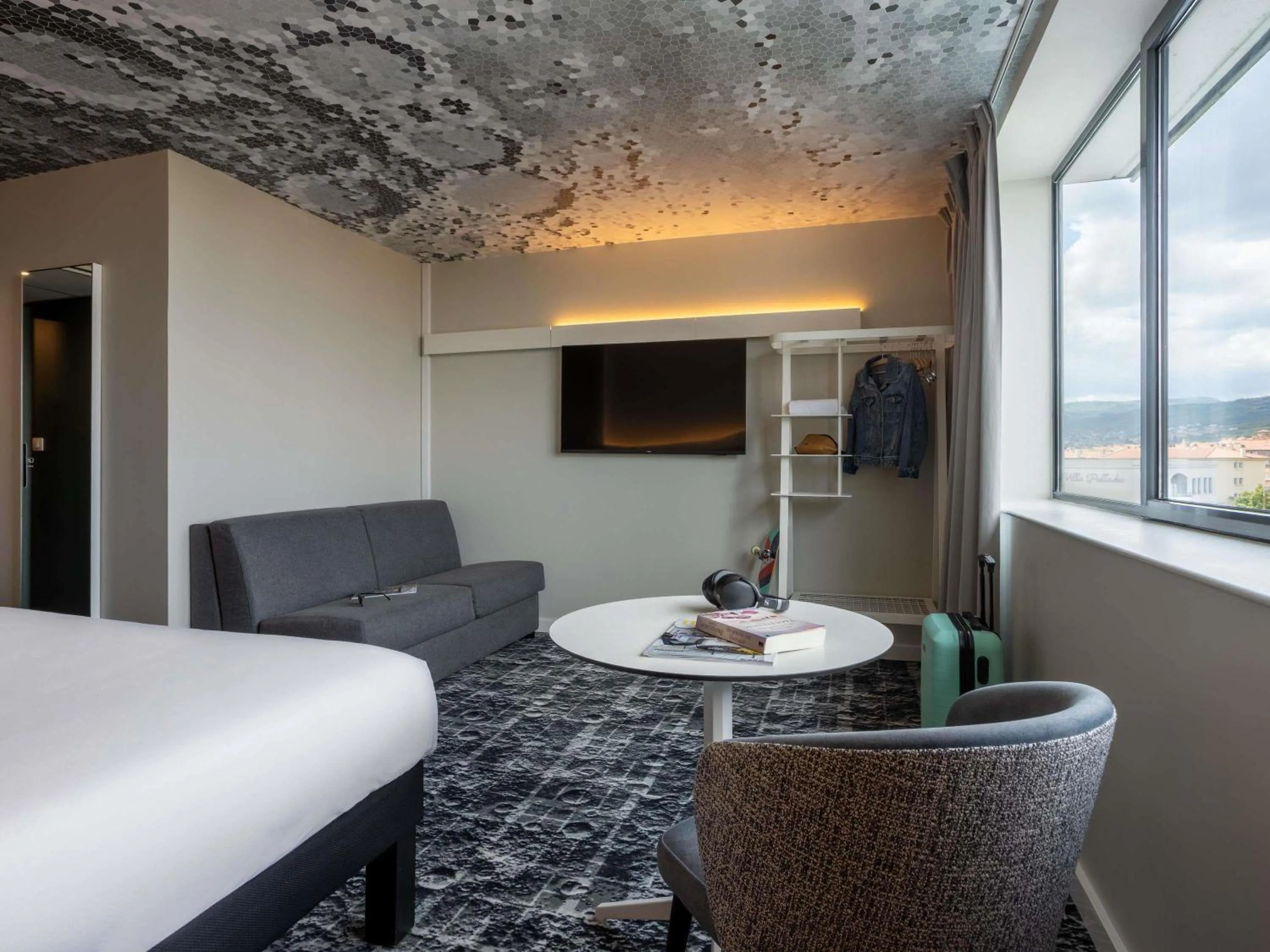 Bedroom in ibis Clermont Ferrand Montferrand