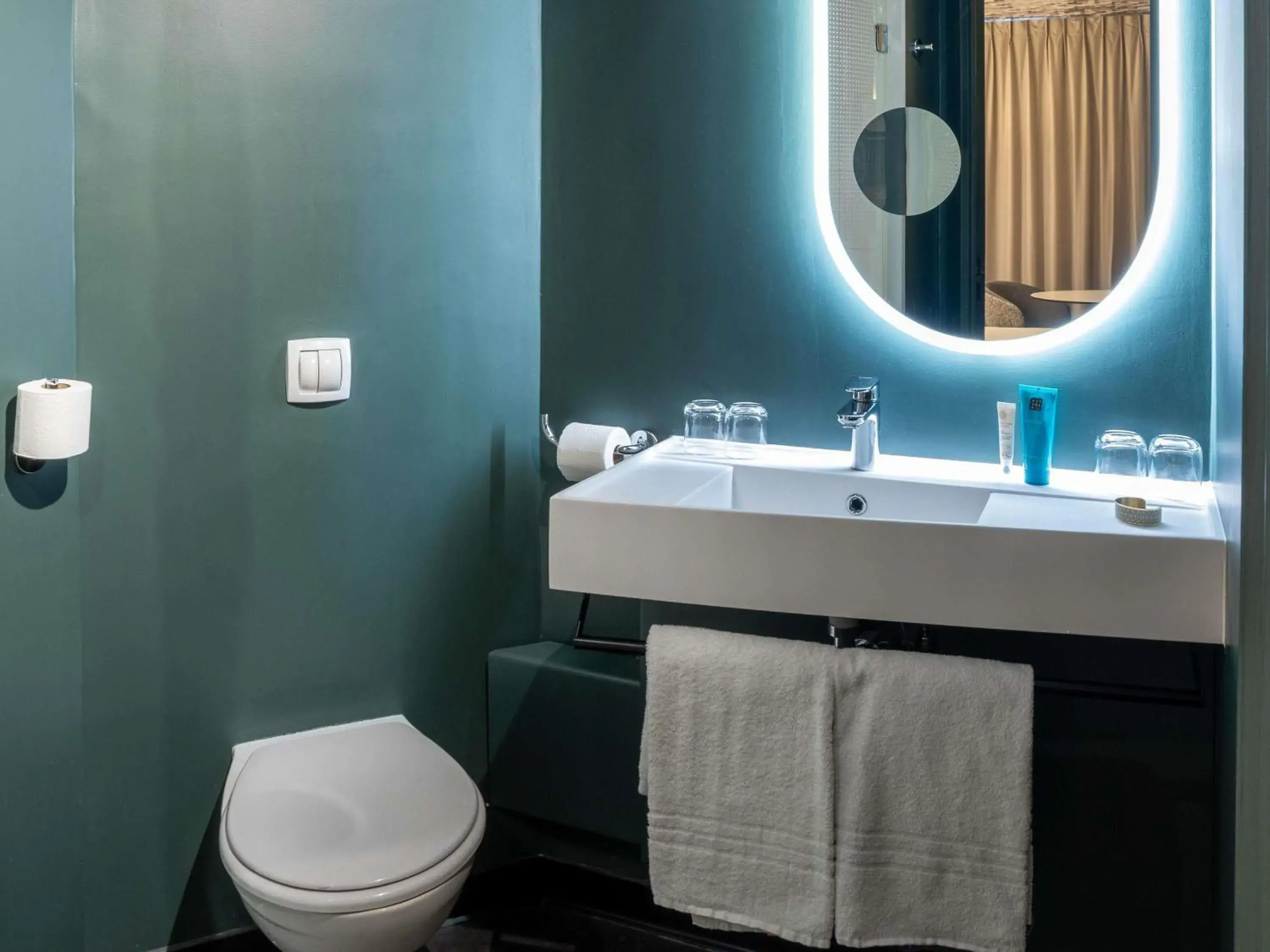 Bedroom in ibis Clermont Ferrand Montferrand Bedroom in ibis Clermont Ferrand Montferrand