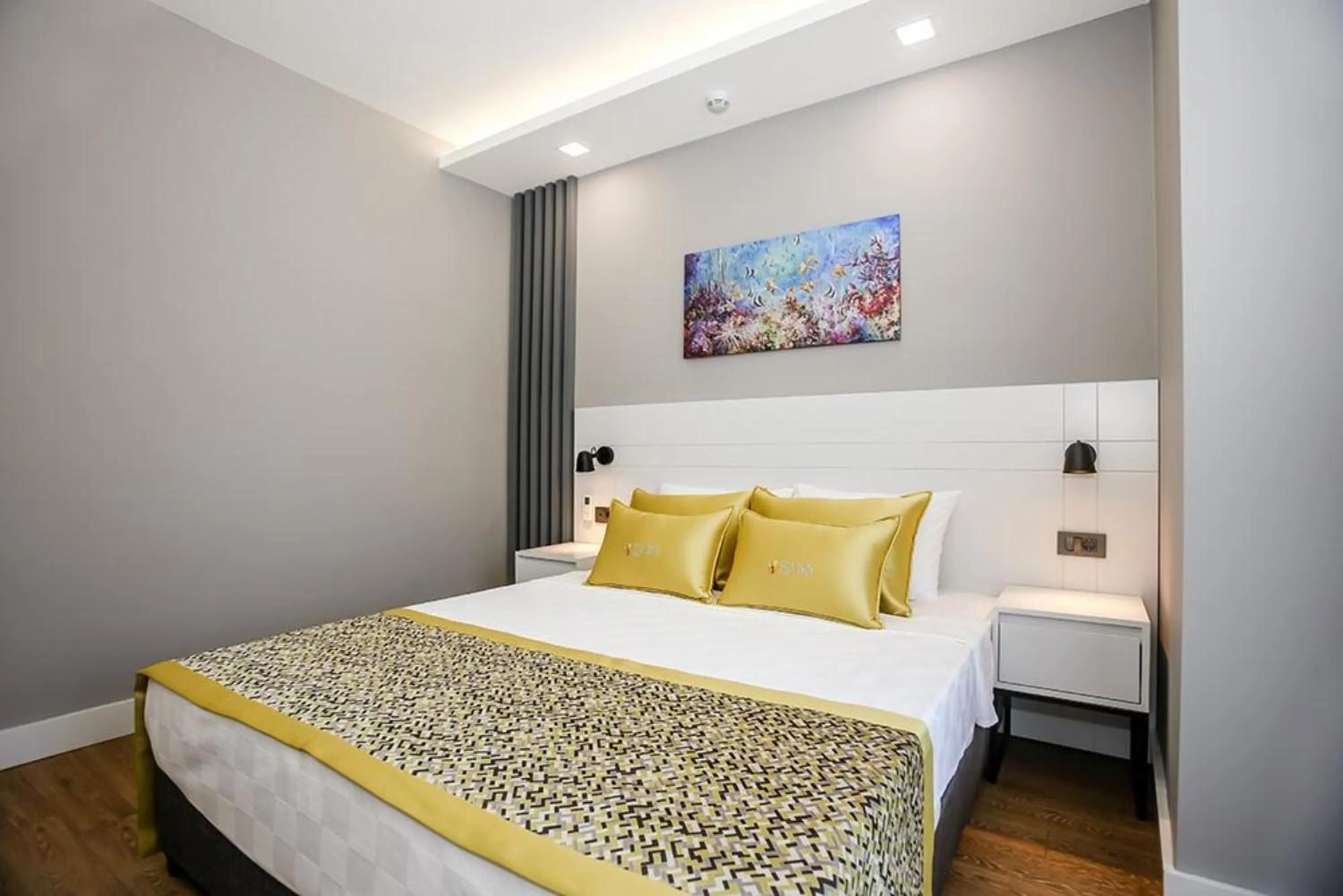 Bedroom, Bed in Stile Suite Family Hotel