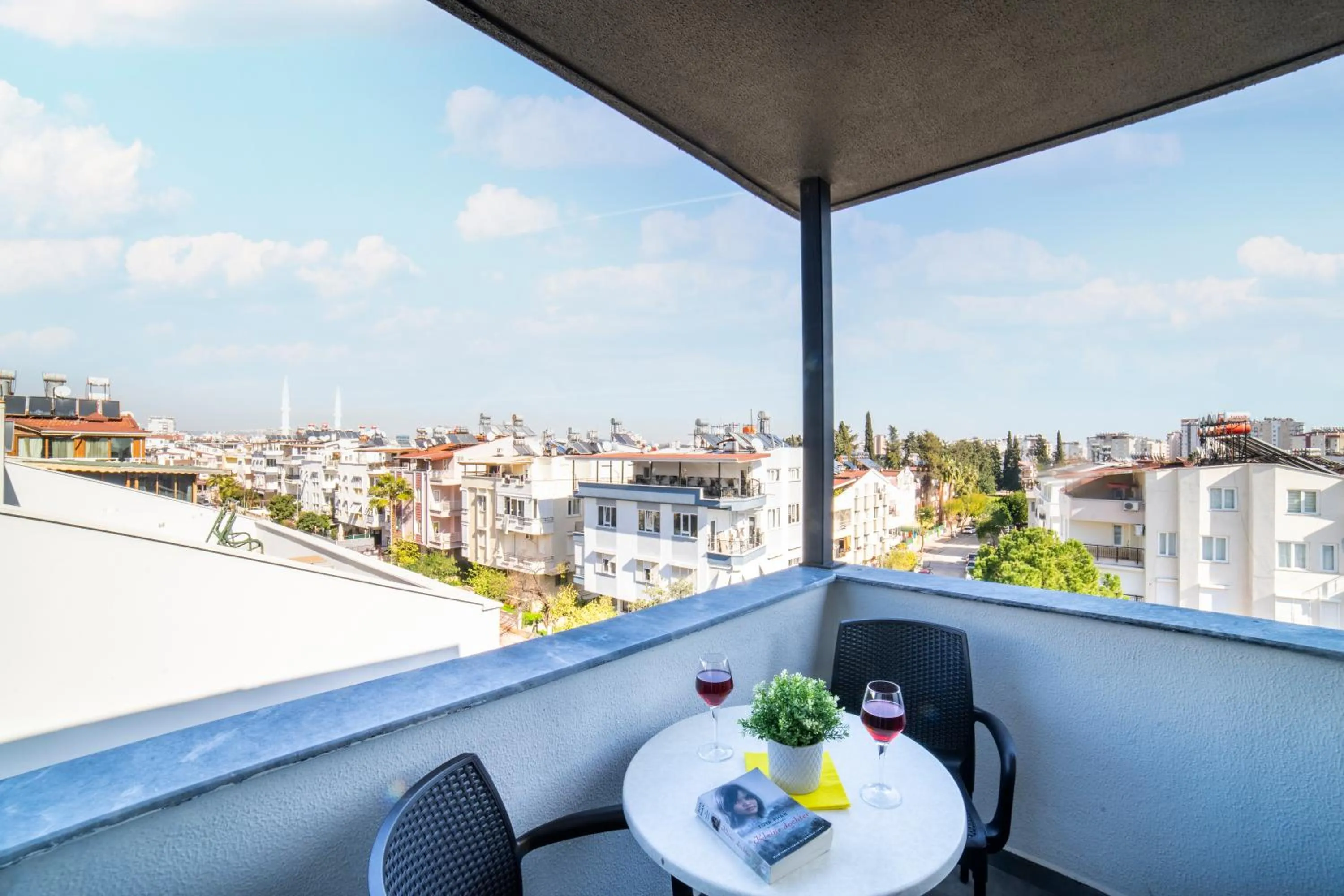 Balcony/Terrace in Stile Suite Family Hotel