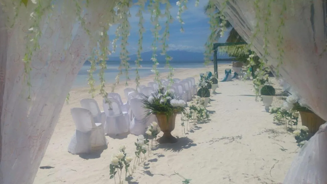 Property building in Apo Diver Beach Resort