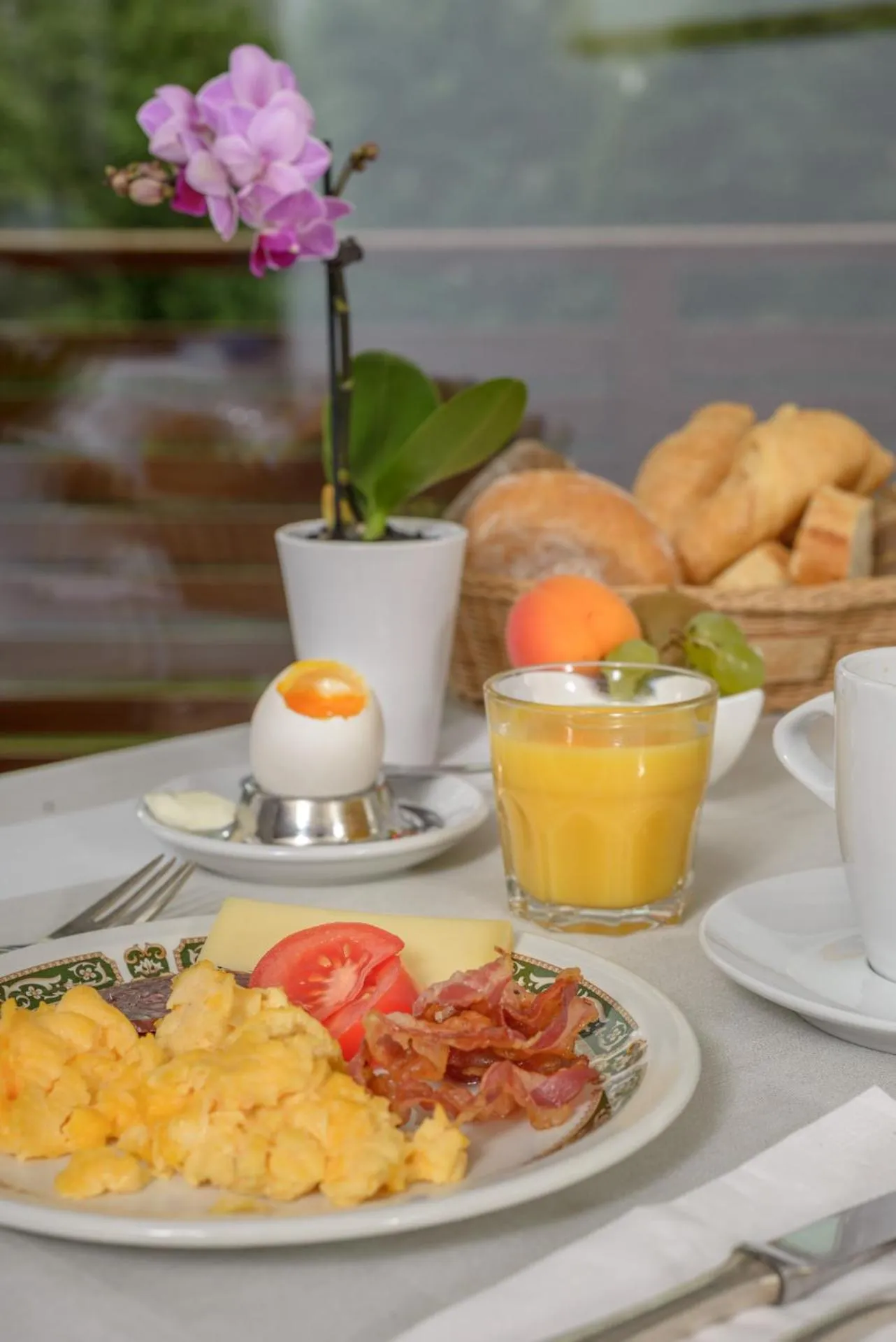 Breakfast in dala Hotel & Apartments