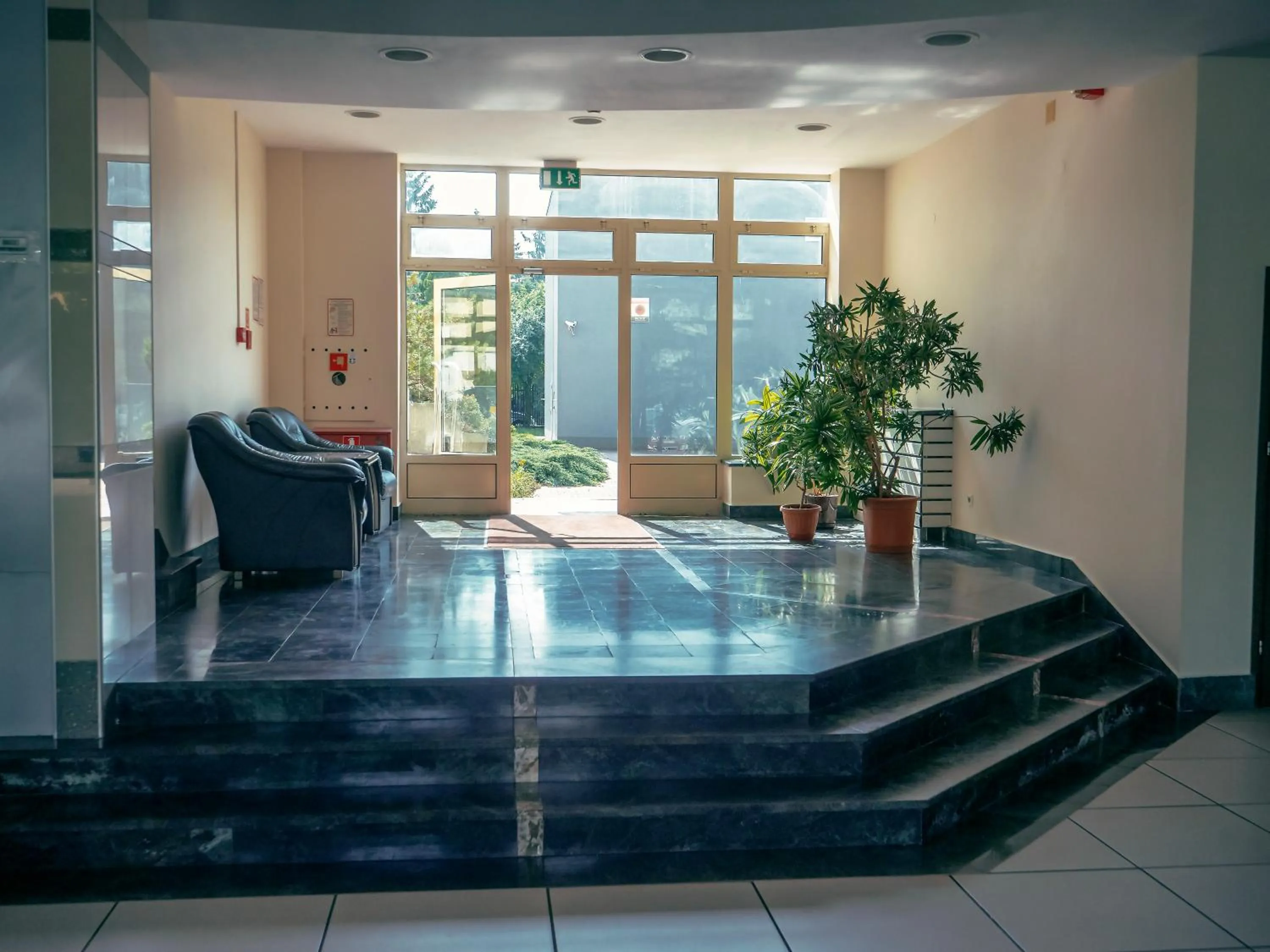 Lobby or reception in CKS Warszawa (Centrum Konferencyjno-Szkoleniowe CS Natura Tour)