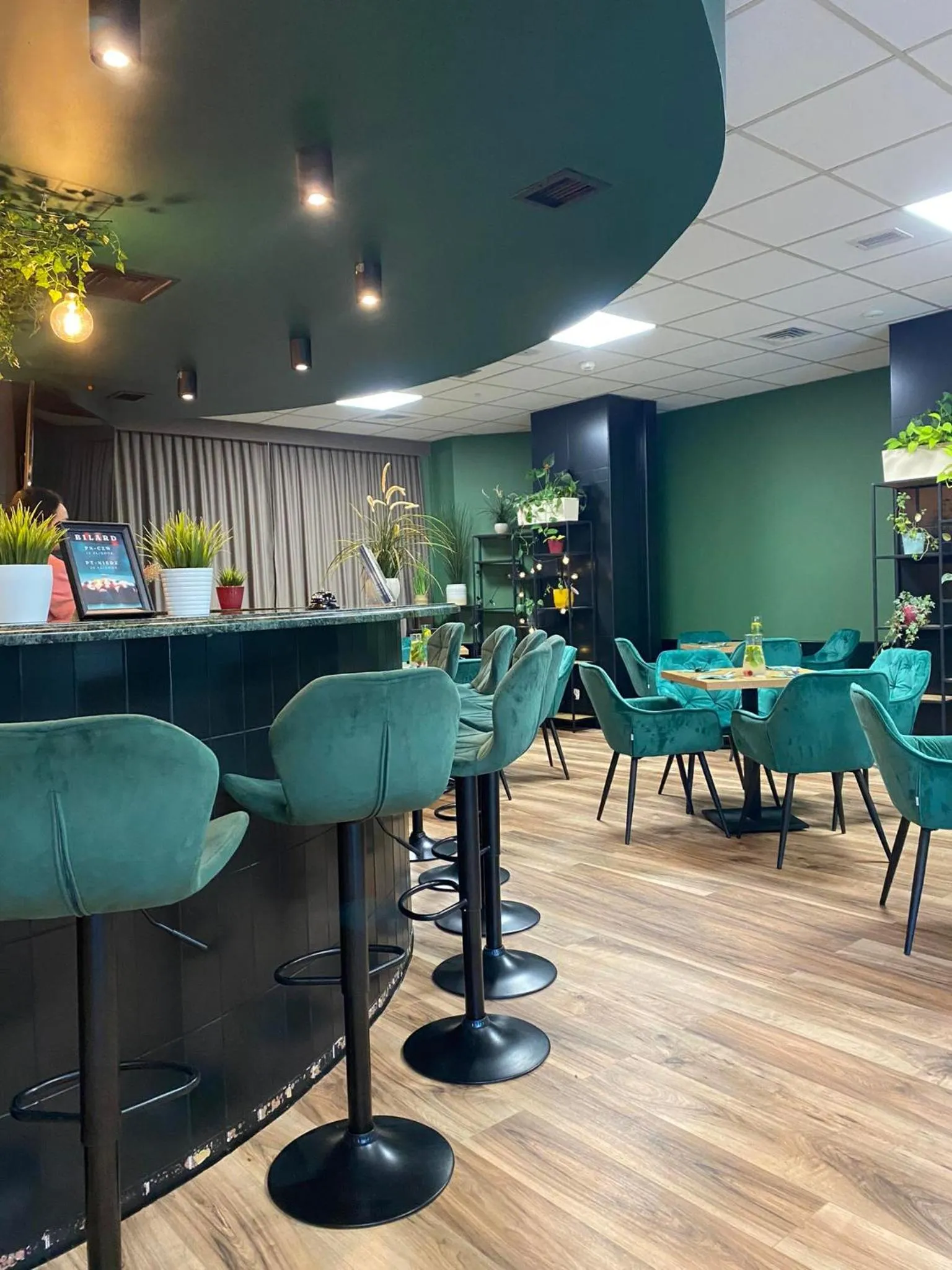 Lounge or bar in CKS Warszawa (Centrum Konferencyjno-Szkoleniowe CS Natura Tour)