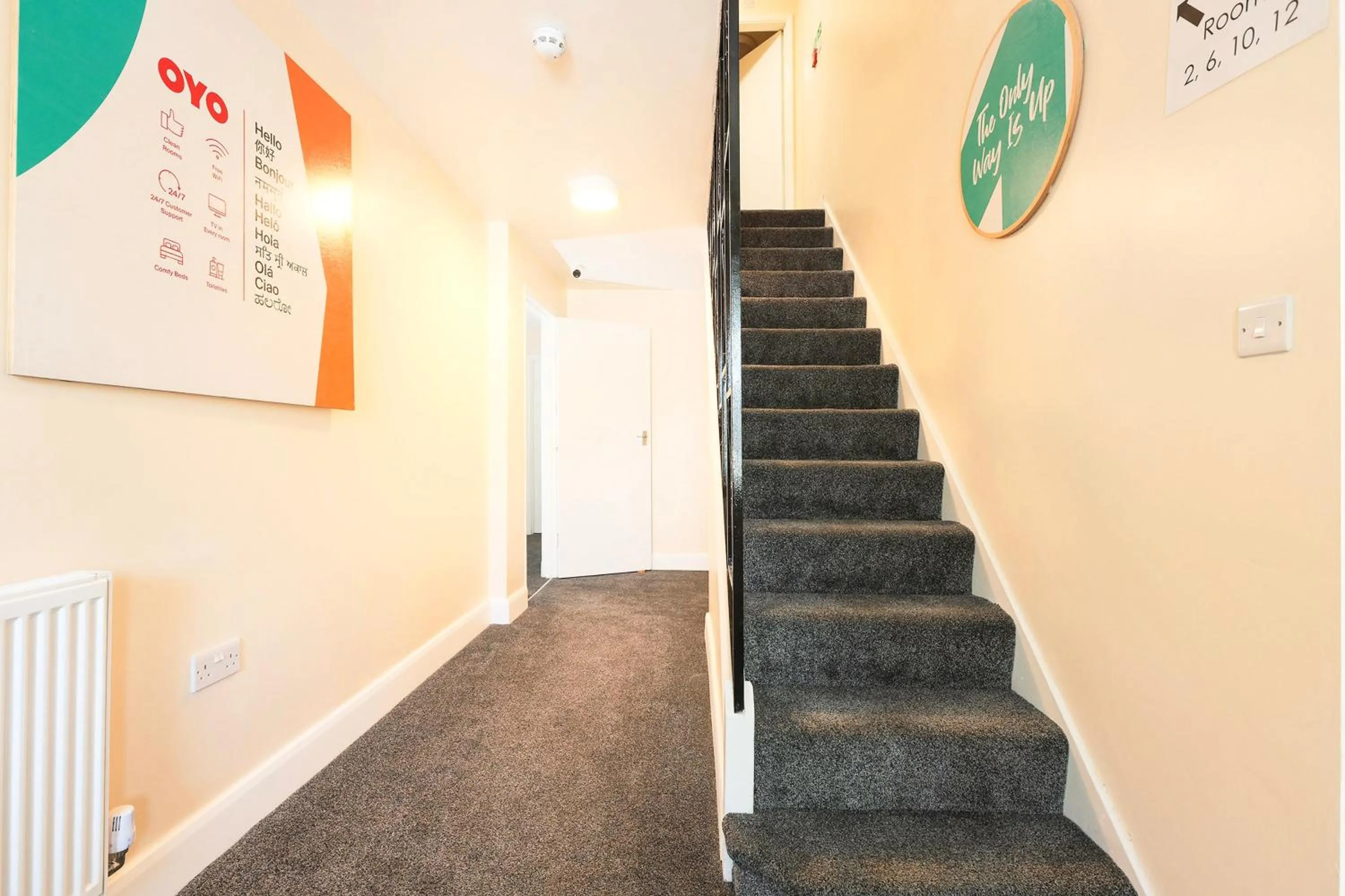 Lobby or reception in OYO Honeycroft Lodge