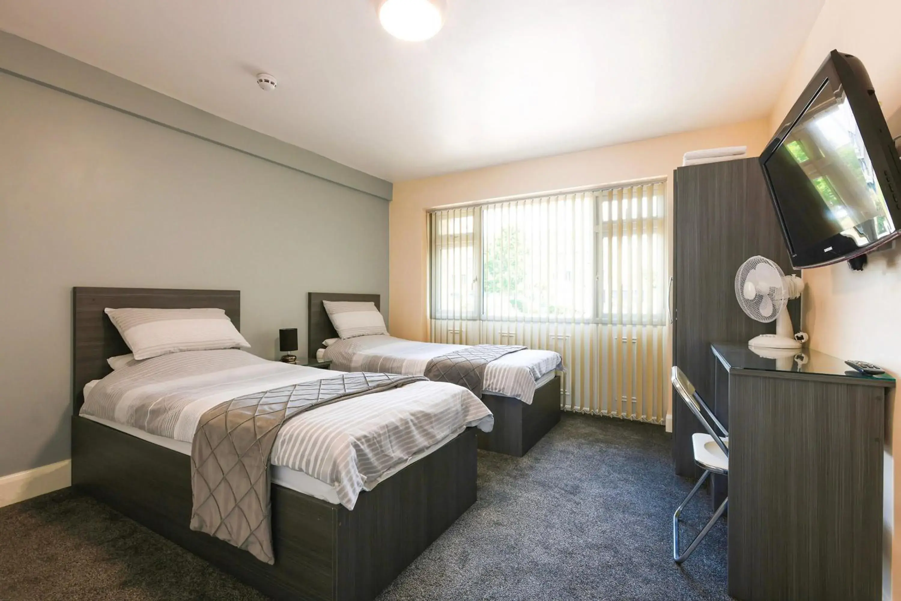 Bedroom, Bed in OYO Honeycroft Lodge Bedroom, Bed in OYO Honeycroft Lodge