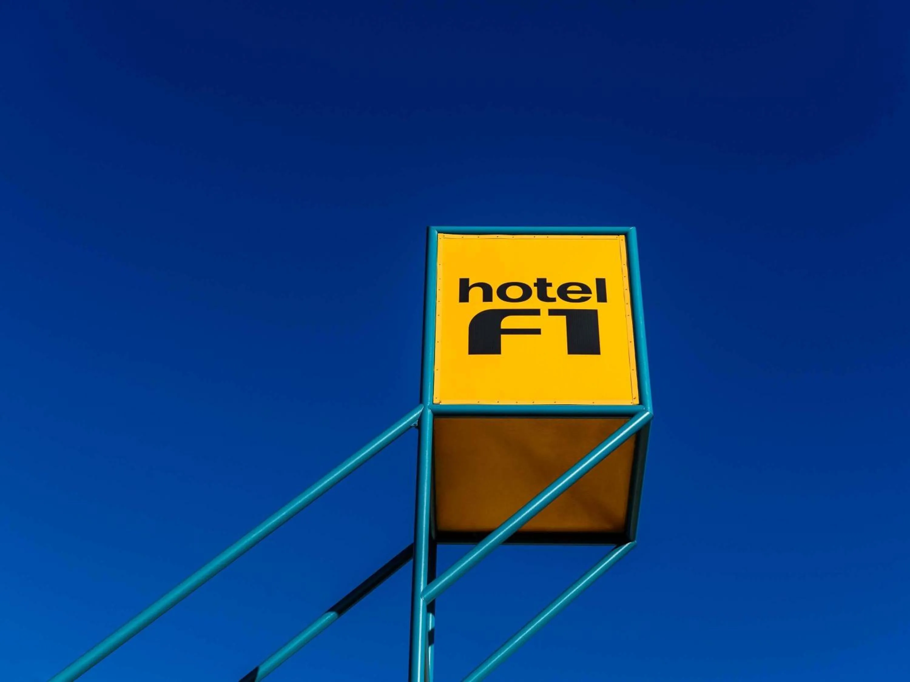 Property building in hotelF1 Annemasse Hotel Renove