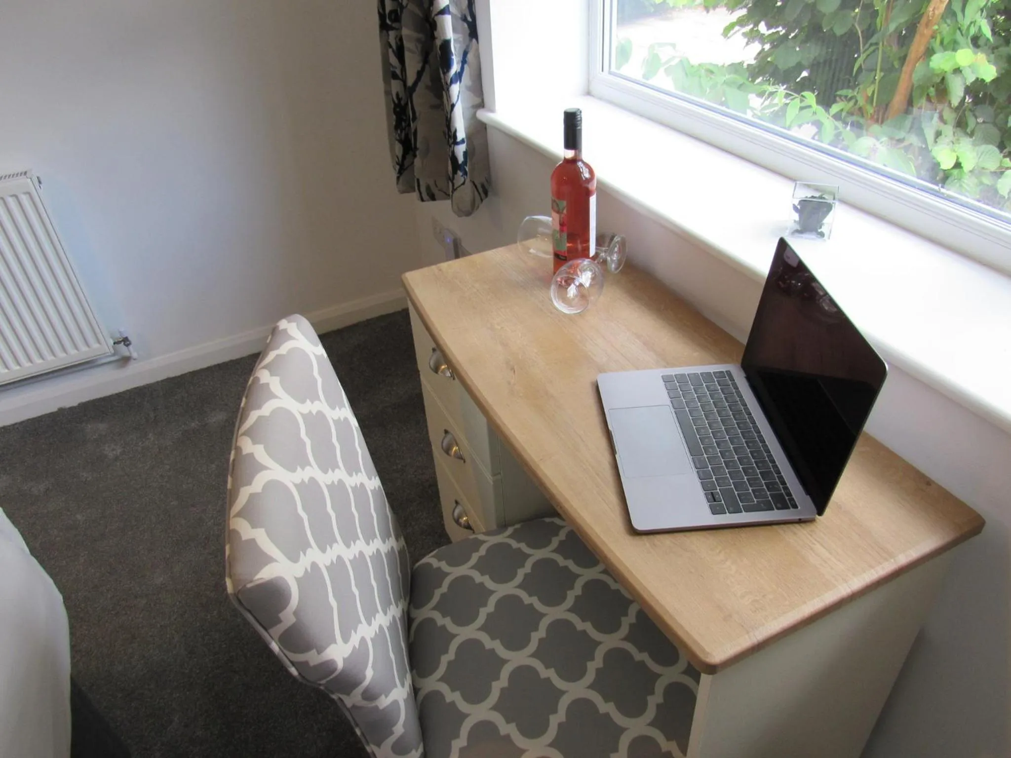 The Cambridge Suites - Tas Accommodations