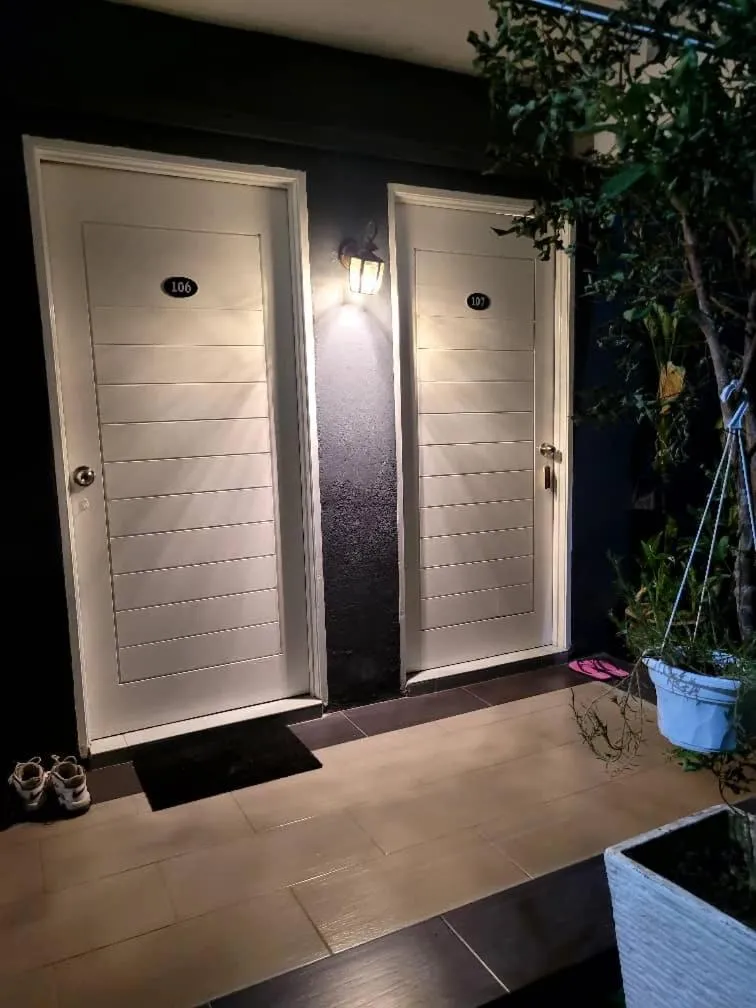 Night in CassaKaseh Guest House