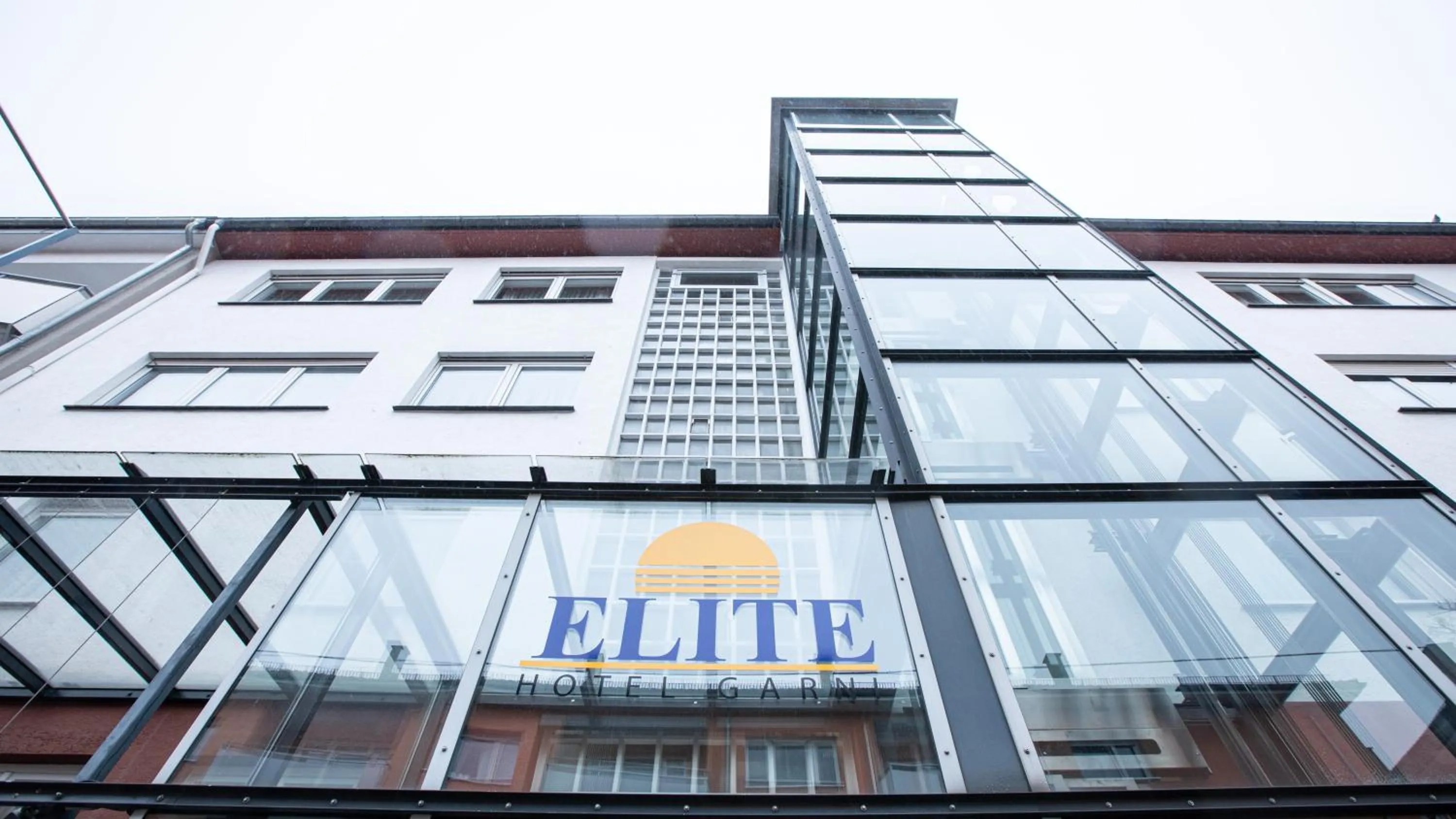Property building in Hotel Elite