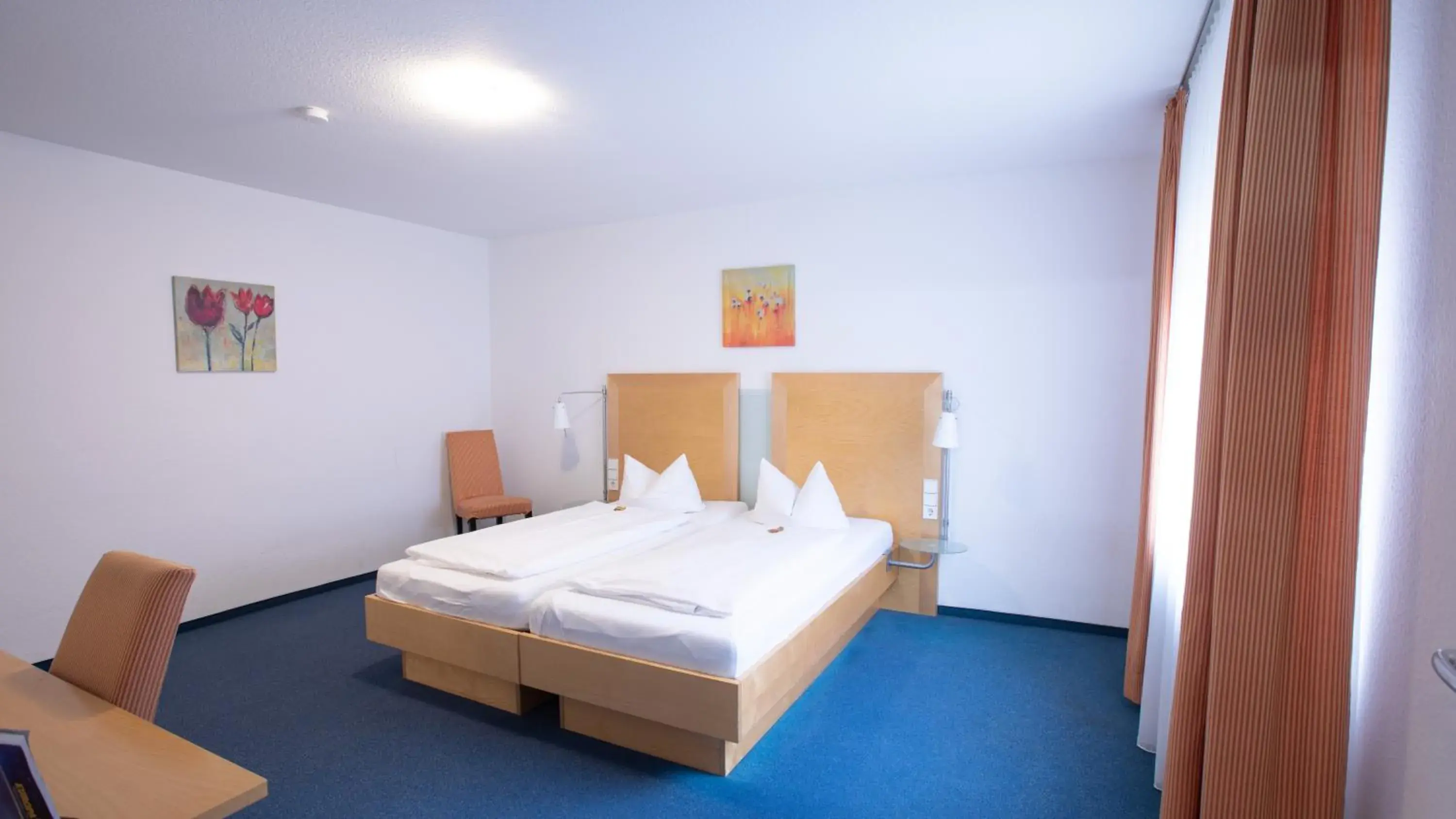 Bed in Hotel Elite Bed in Hotel Elite