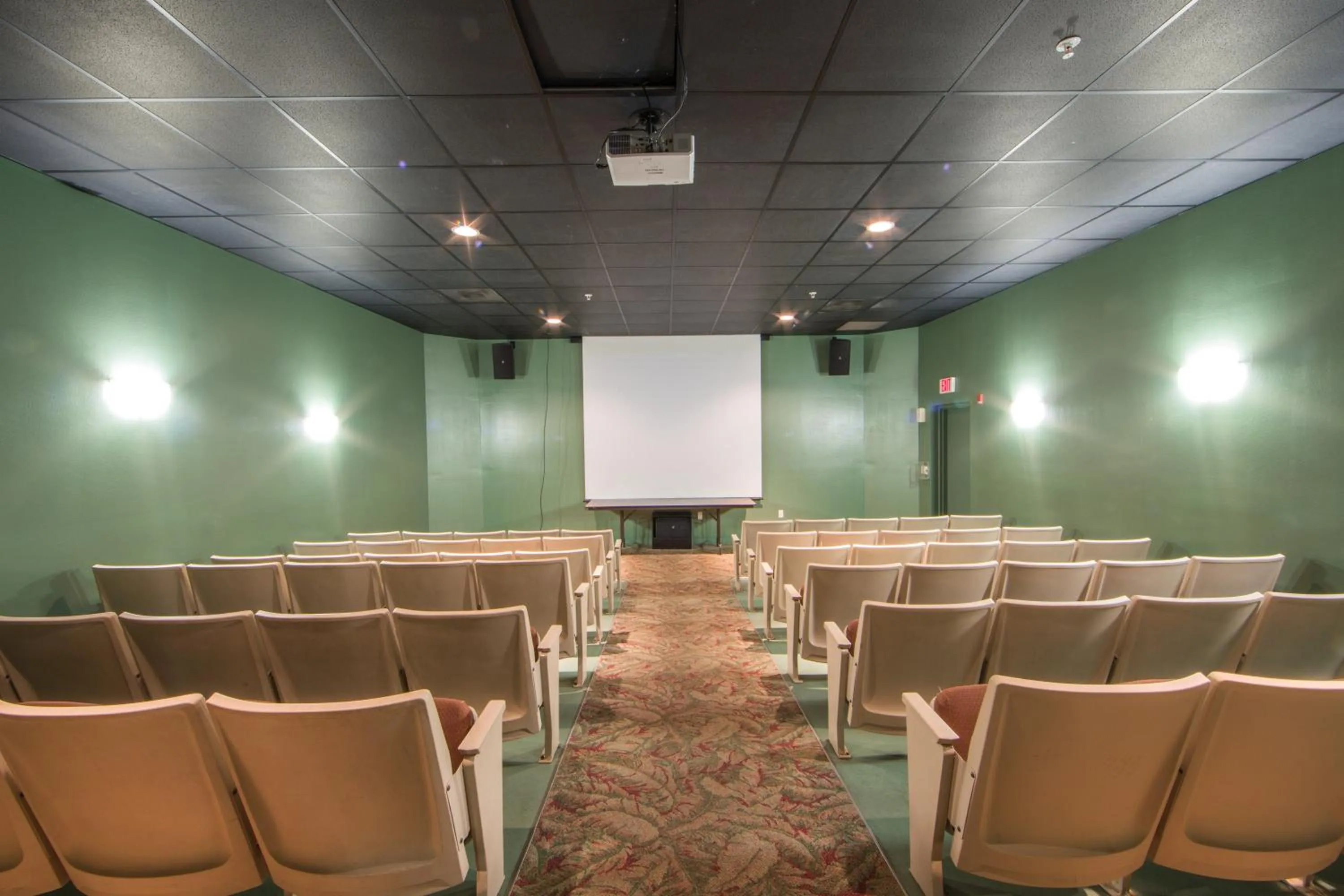 Game Room in Holiday Inn Club Vacations Cape Canaveral Beach Resort