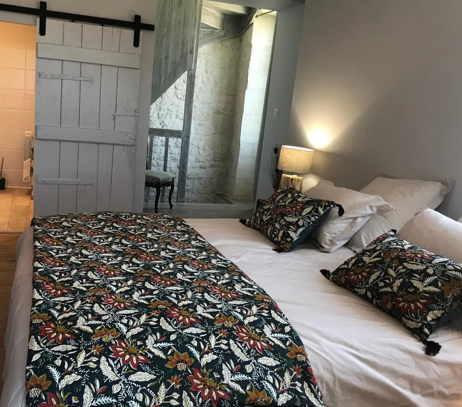 Bedroom, Bed in Logis de Pierre Levée