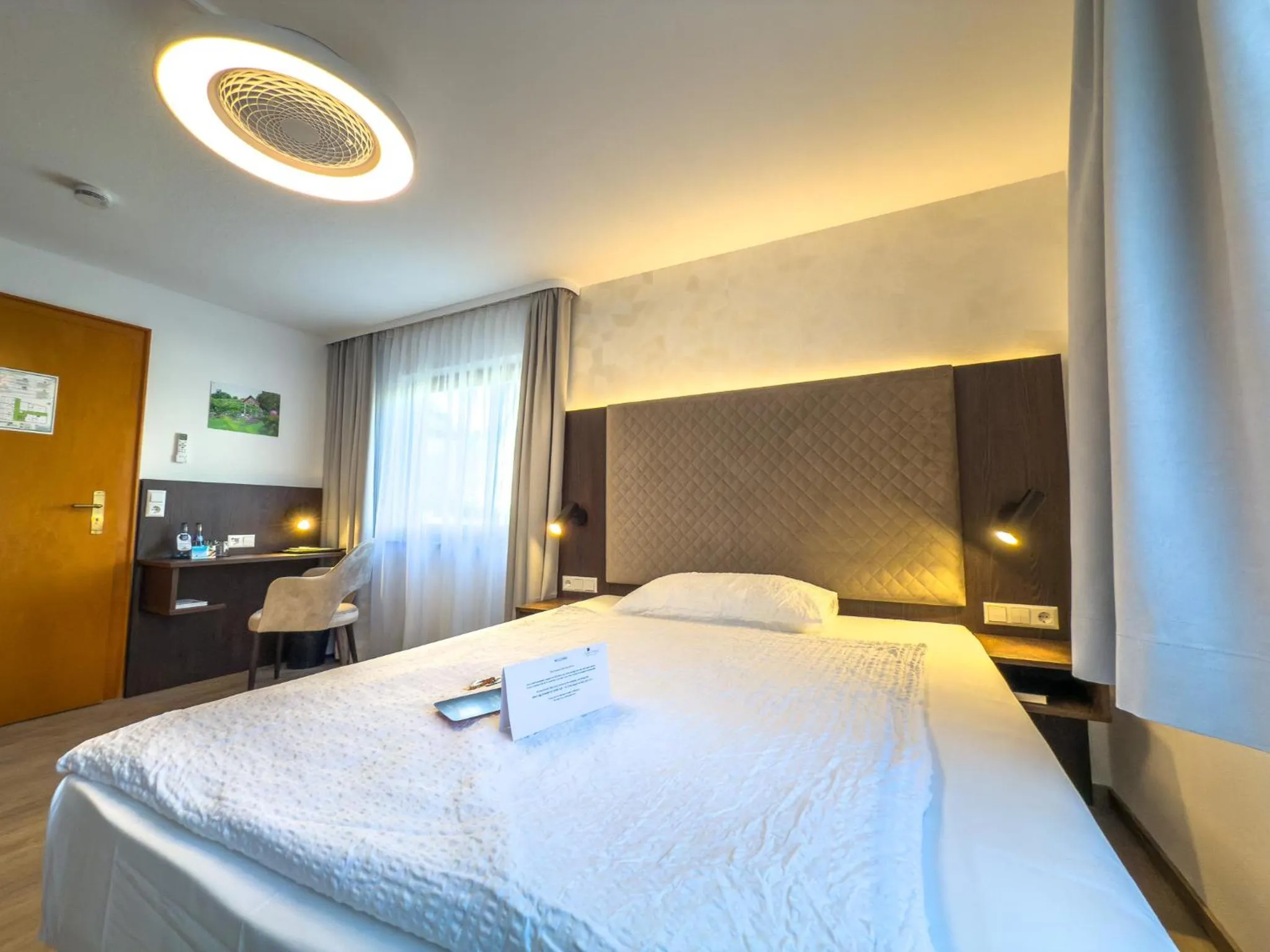 Bed in Hotel Restaurant Lamm Hebsack