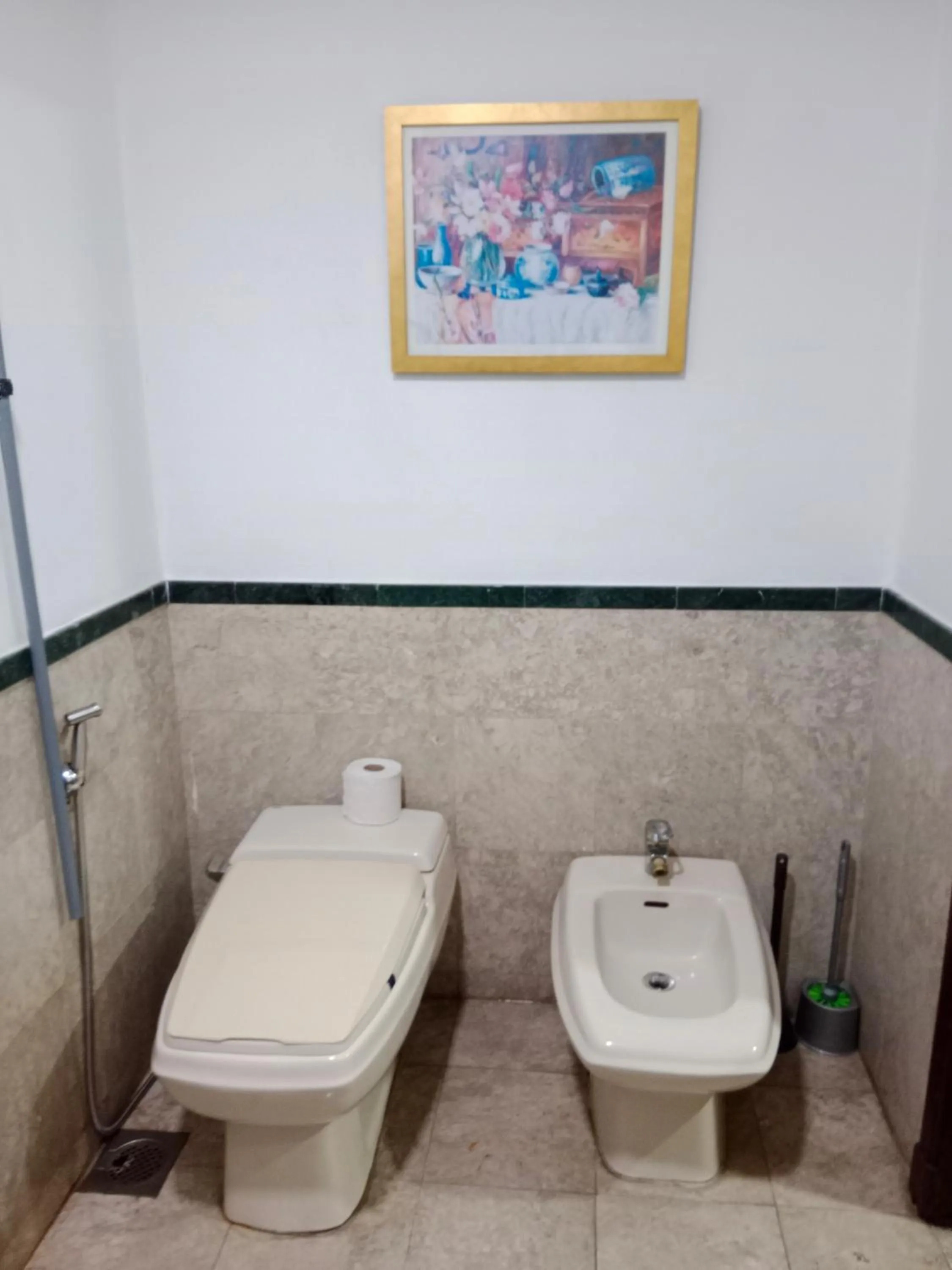 Toilet in KL Universal Suites at Times Square