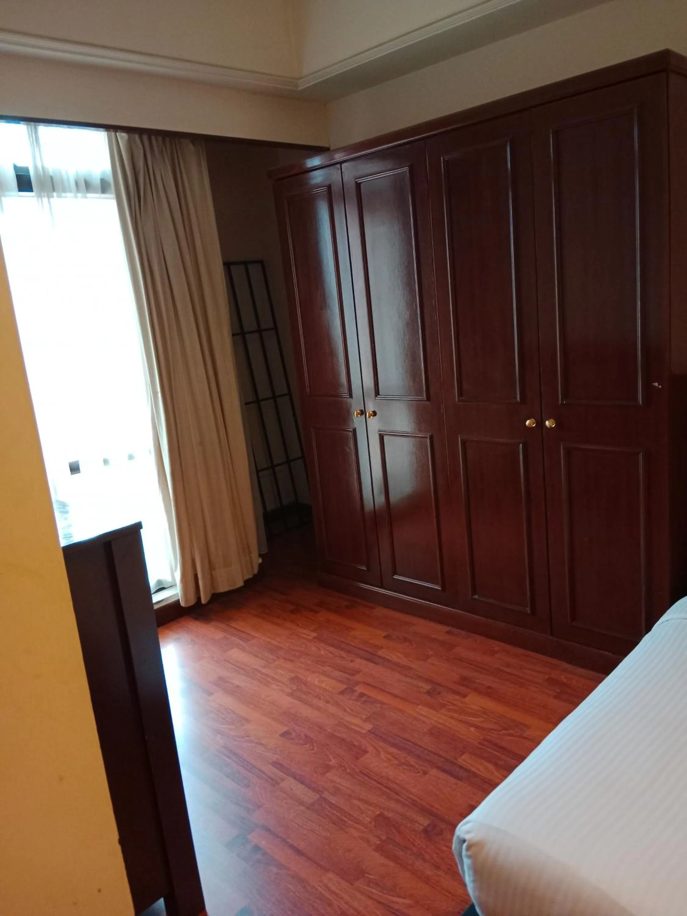 wardrobe in KL Universal Suites at Times Square