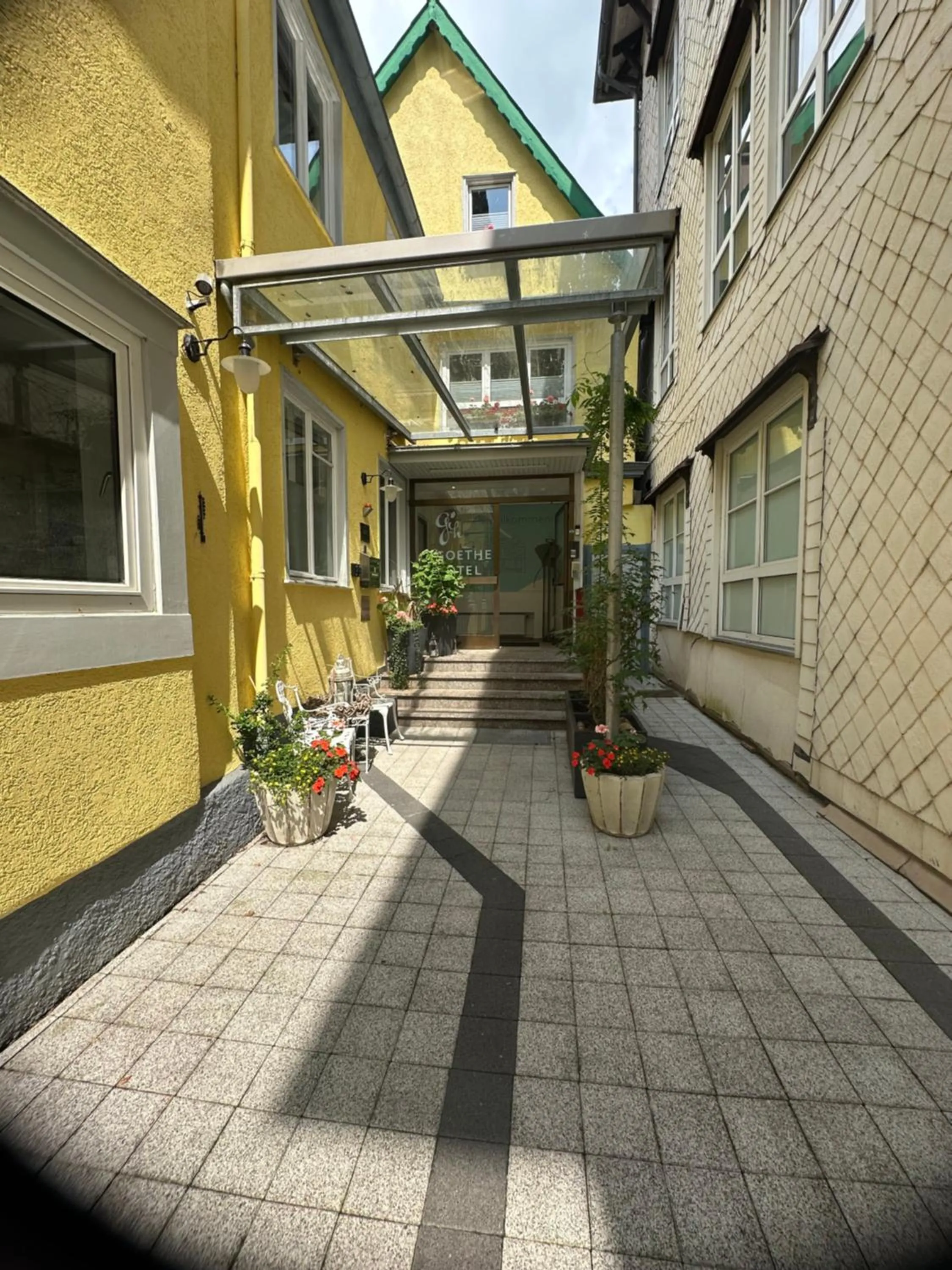 Property building in Goethe Hotel