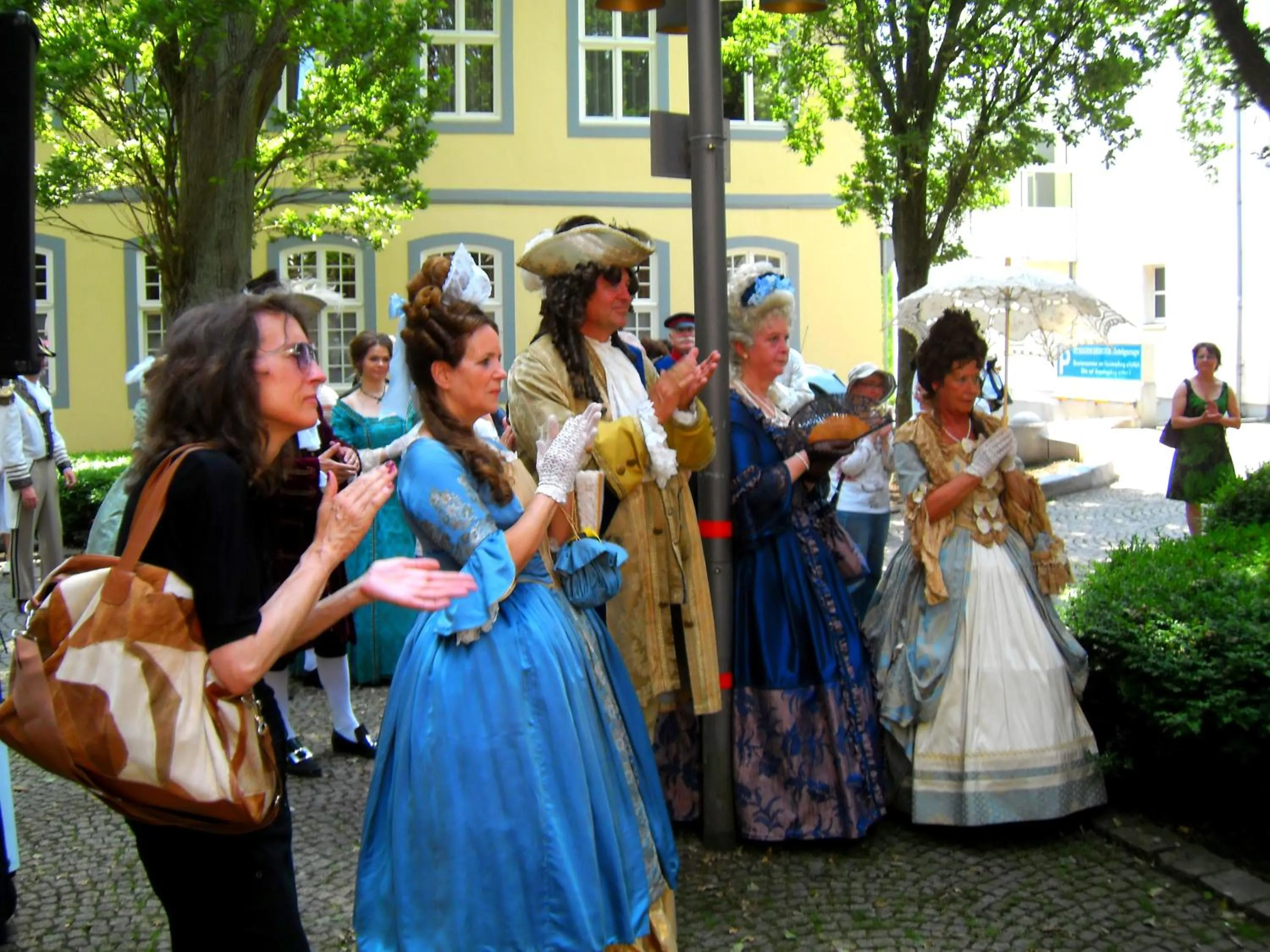 People in Goethe Hotel