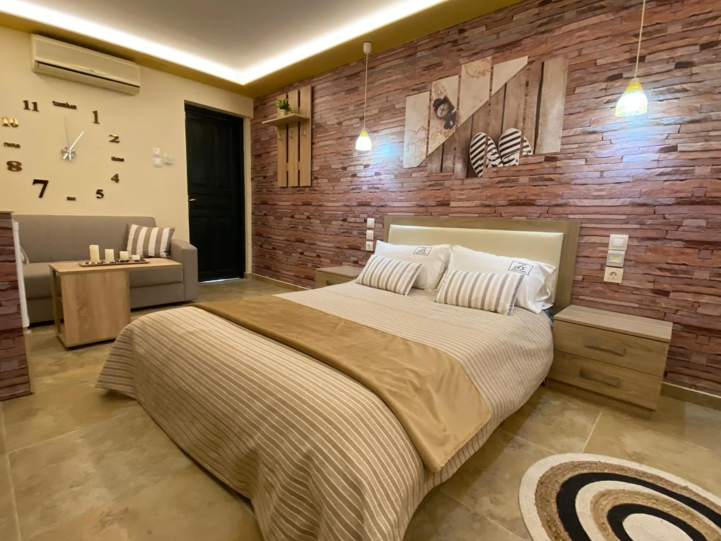 Bed in Daphne Studios