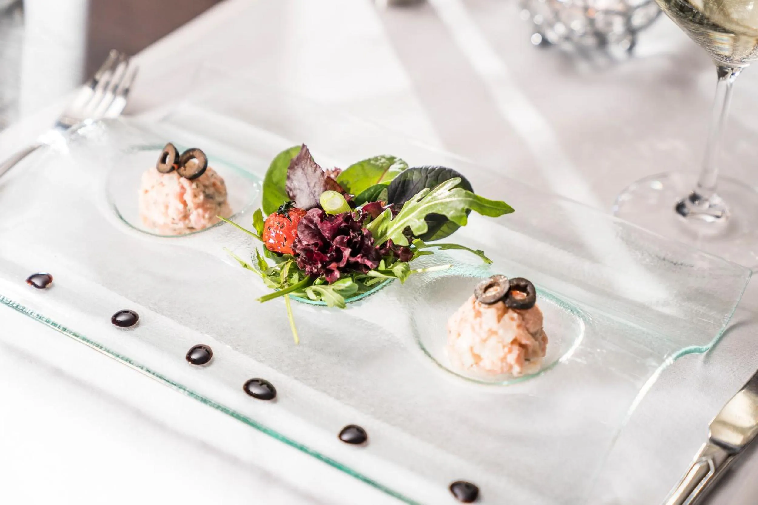 Restaurant/places to eat in Hotel Tiek Superior