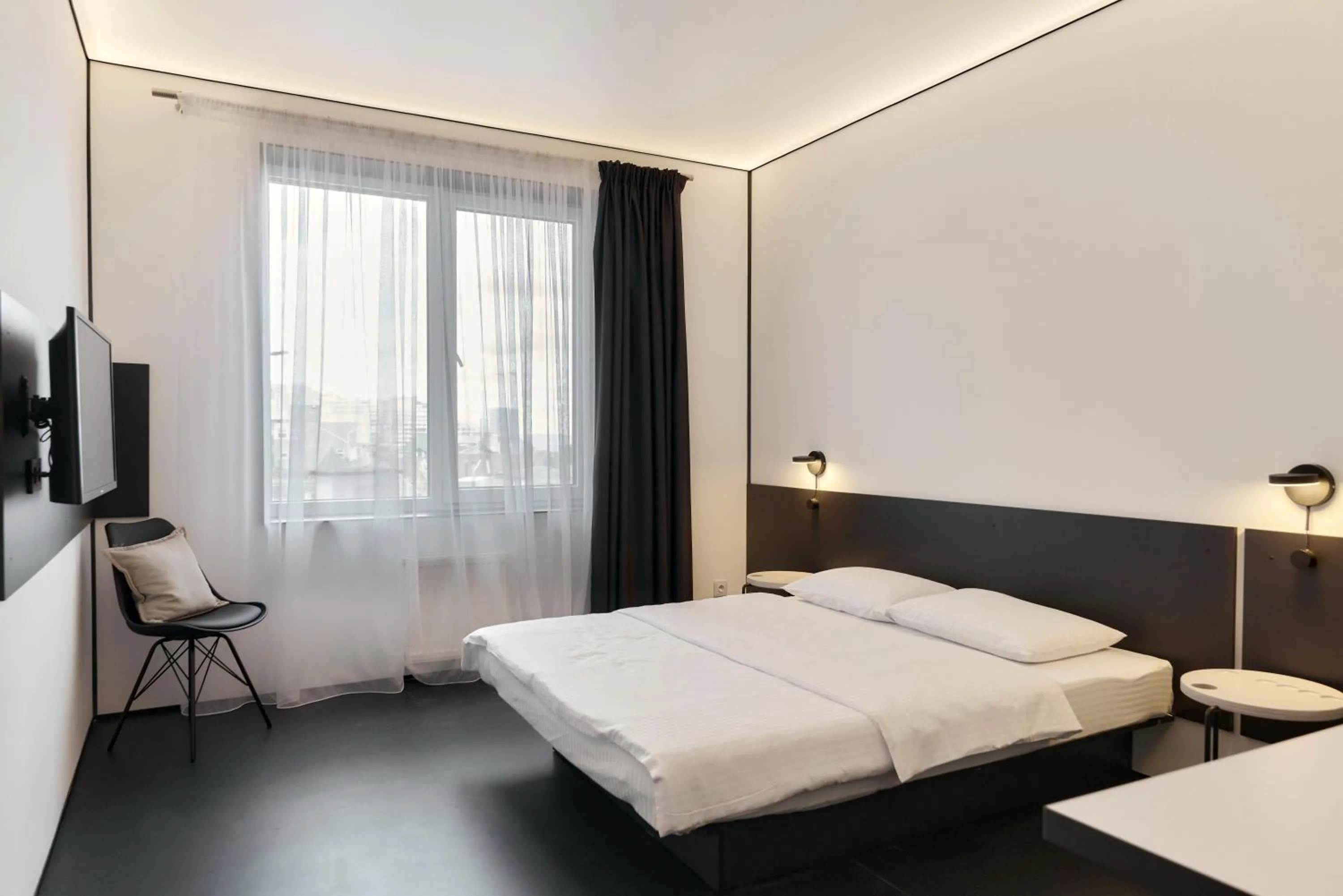 Photo of the whole room, Bed in Atmosfera Hotel