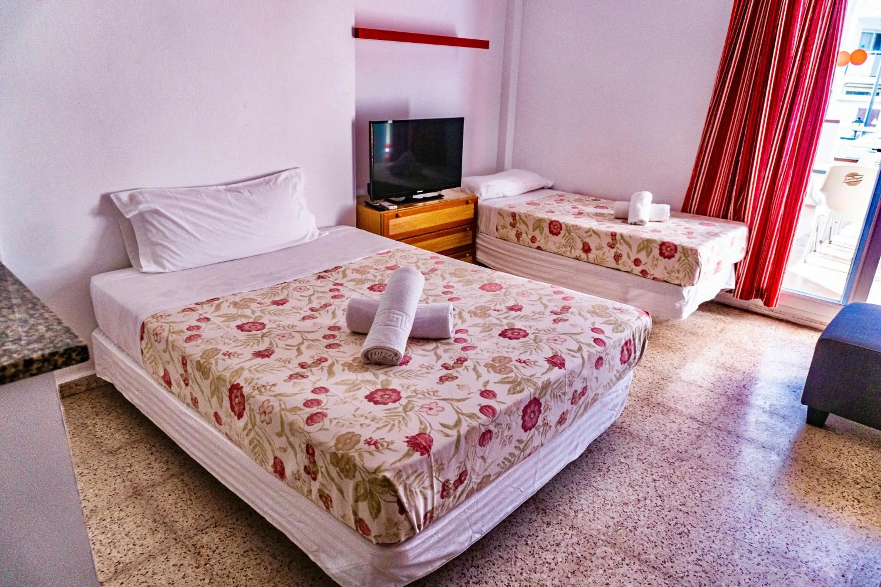 Studio with Terrace - single occupancy in Eva Aparthotel