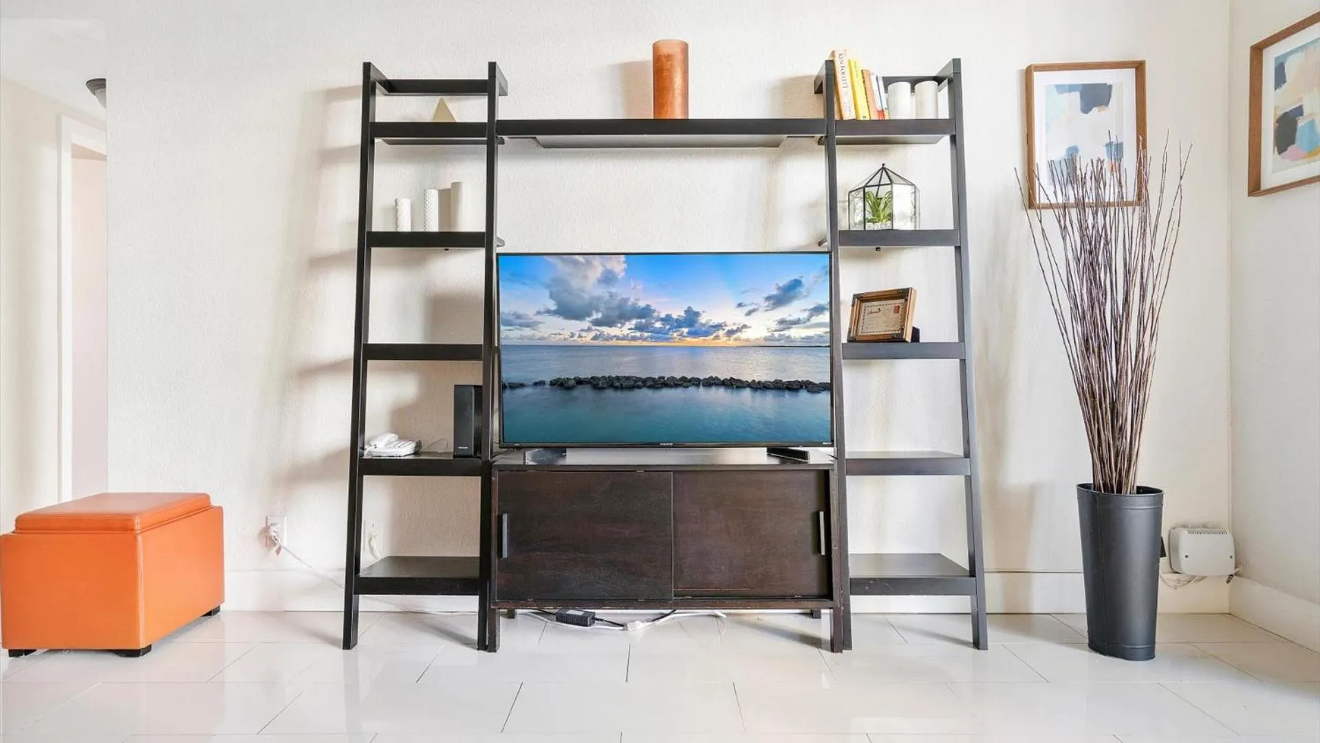 TV and multimedia in The Tides Ocean Luxury Suites