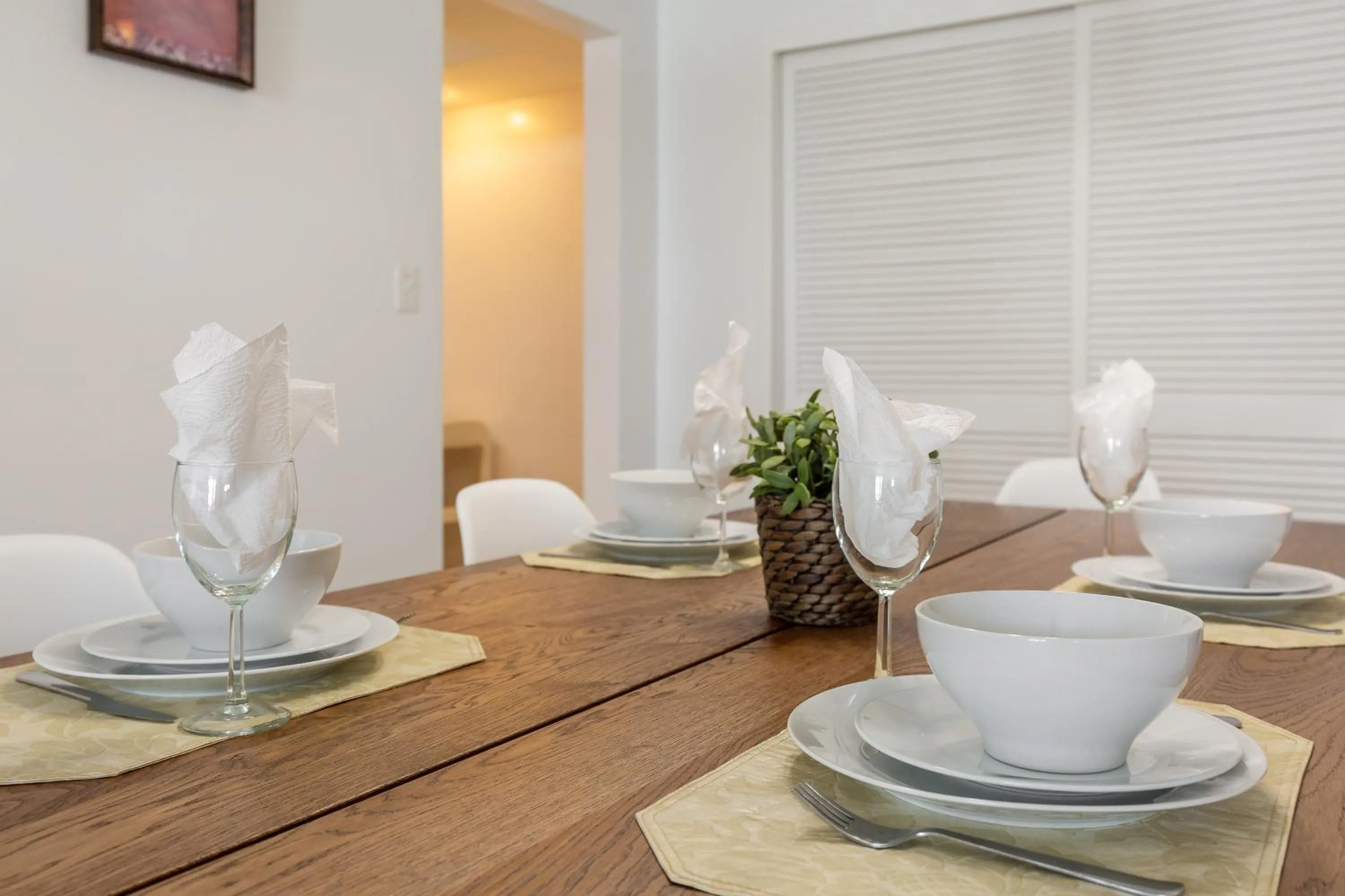 Dining area in The Tides Ocean Luxury Suites