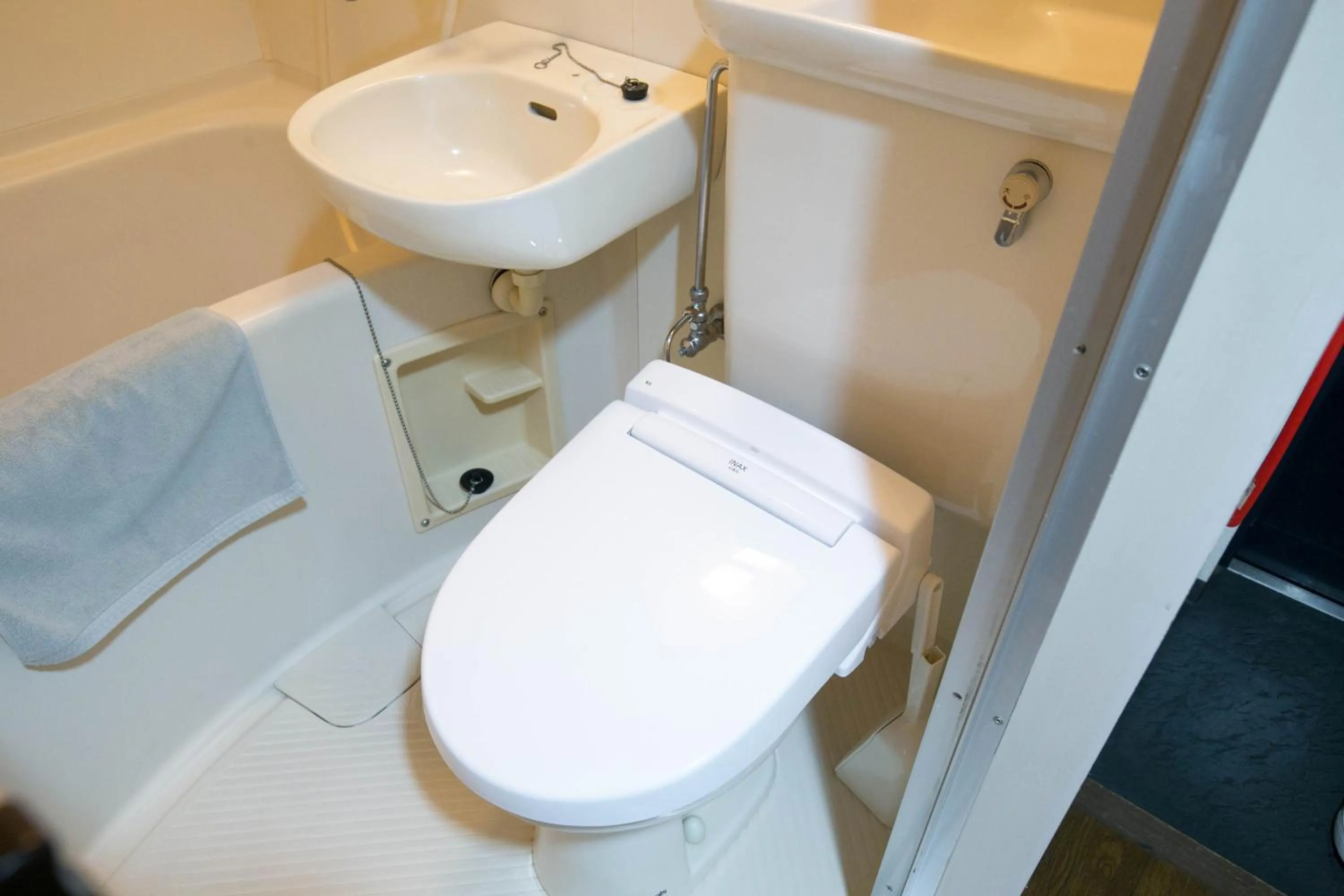 Toilet in Wings Hakata